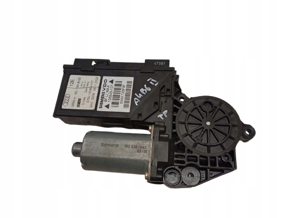 AUDI A4 B6 00-06 SILNICZEK SZYBY PRAWY PRZÓD 8E1959802E