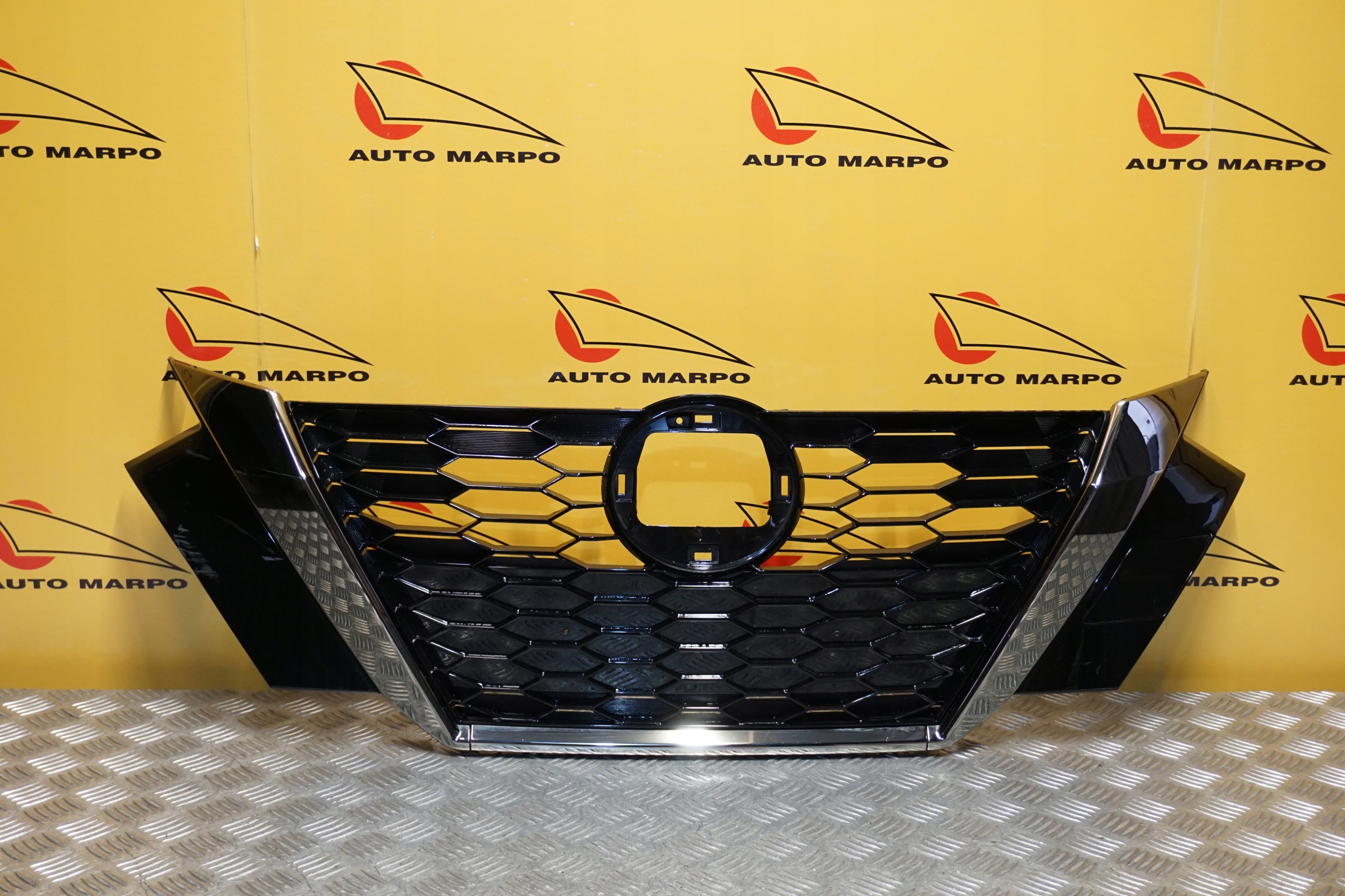 NISSAN SENTRA 2021 - 2024 Atrapa Chłodnicy Przód Grill 62310 6LB0A Numer katalogowy części 62310-6LB0A