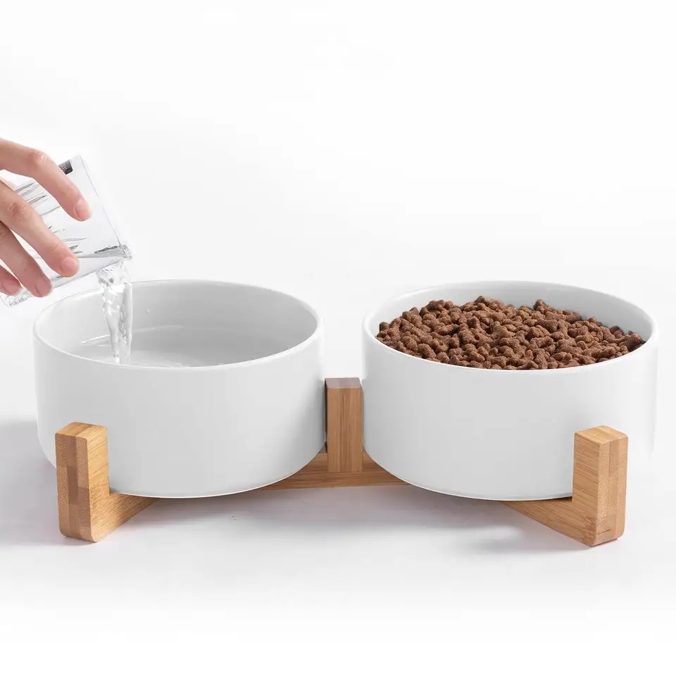 Levně Bílá Miska Pro Psa Kočku Dvojitá Keramická Dual 2 x 850ml Objem