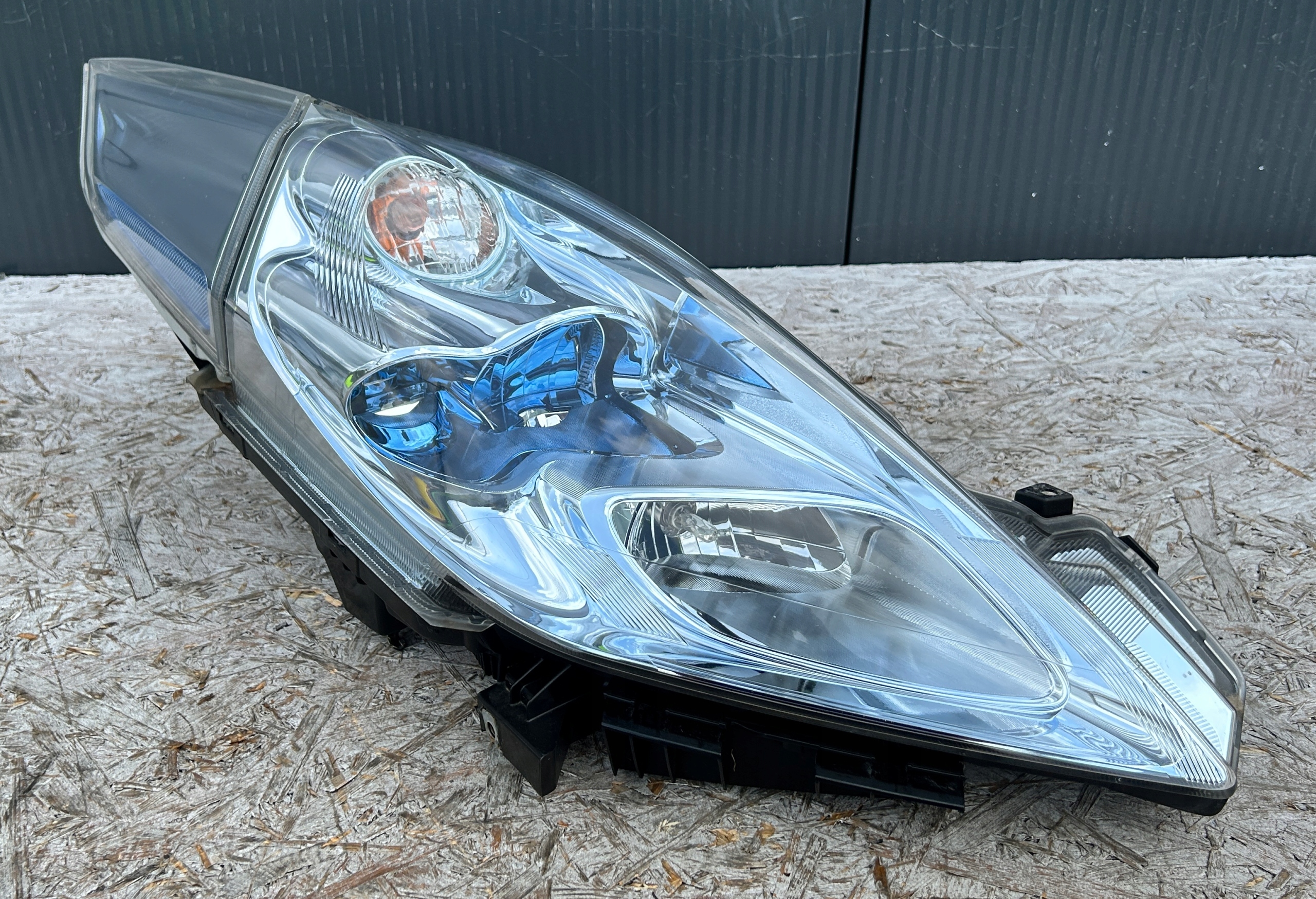 light right front front FULL LED NISSAN LEAF and ZE0 complete EUROPA
