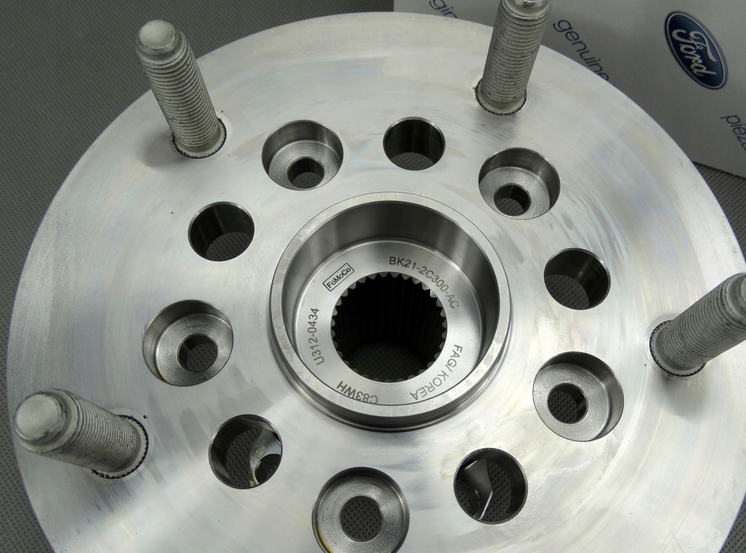 PIASTA LOZYSKO PRZOD FORD TRANSIT 2014 CUSTOM ORG Weight with packaging 10 kg