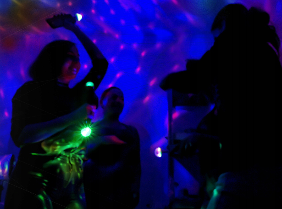 Kula dyskotekowa led disco laser USB Stroboskop Kod producenta LEDUDL01