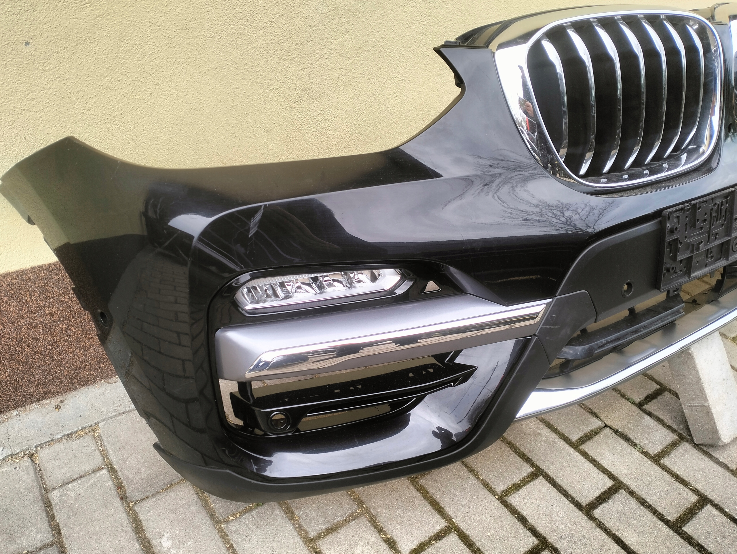 ZDERZAK PRZEDNI PRZÓD BMW X3 G01 LUXURY LNIE Numer katalogowy części ZDERZAK PRZÓD BMW X3 G01 X-LINE LUXURY XLINE