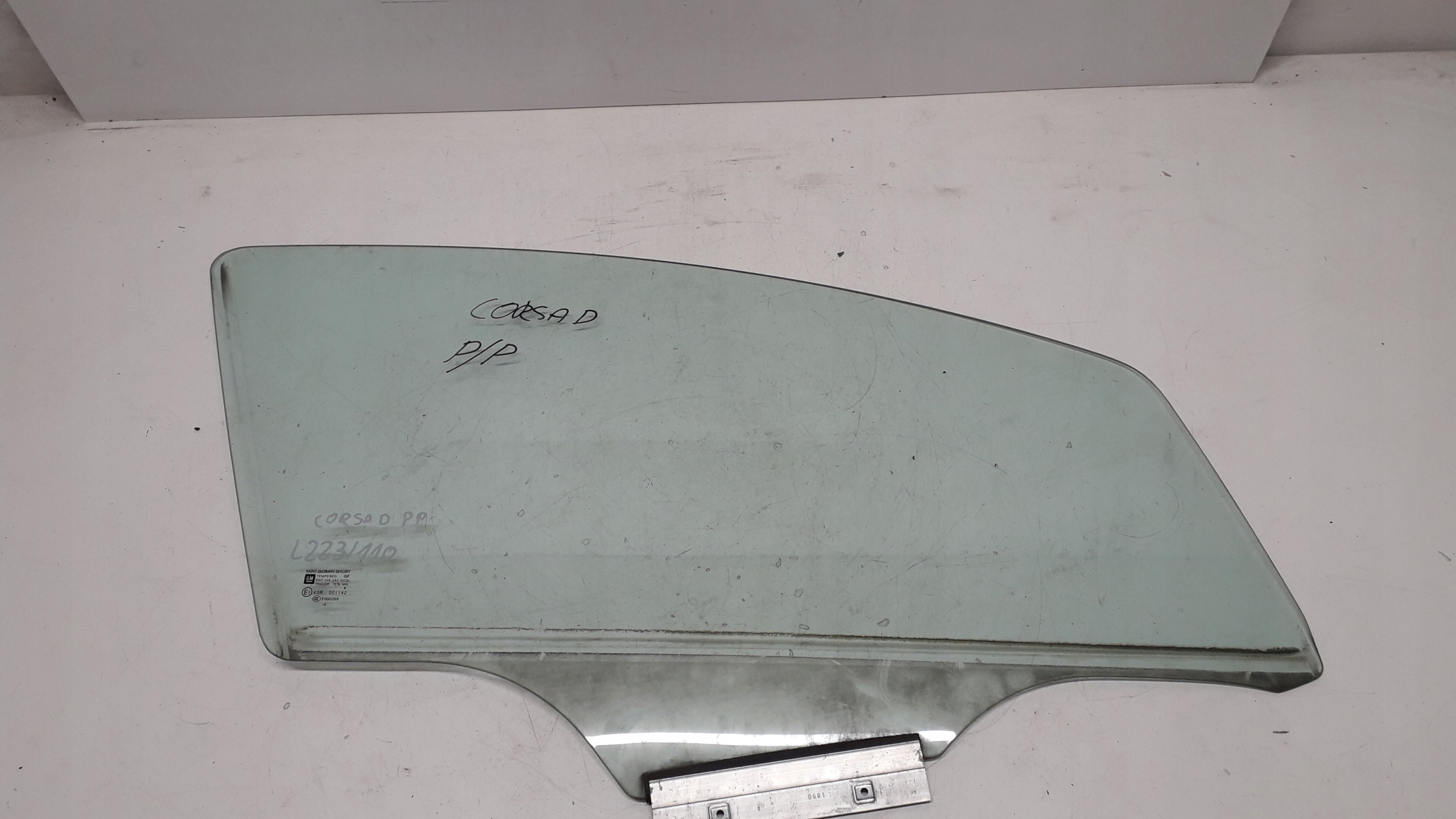 ...0 - OPEL CORSA D 5D ПЕРЕДНЕЕ ПРАВОЕ СТЕКЛО...0