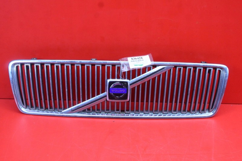 решетка радиатора хром 9178087 volvo S80 1 и 98-06