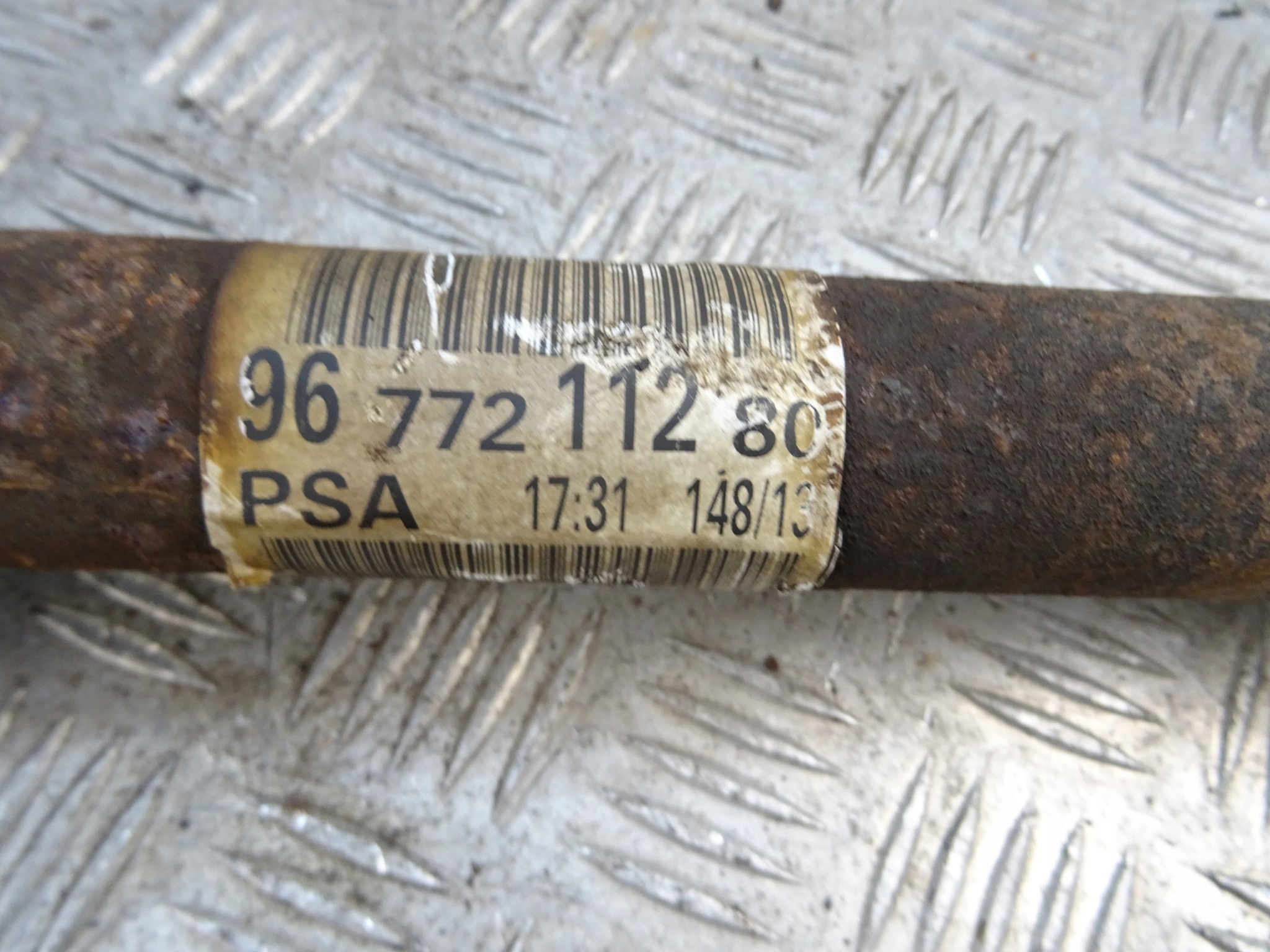 PEUGEOT 2008 semi-axis right 9677211280 1.6 EHDI