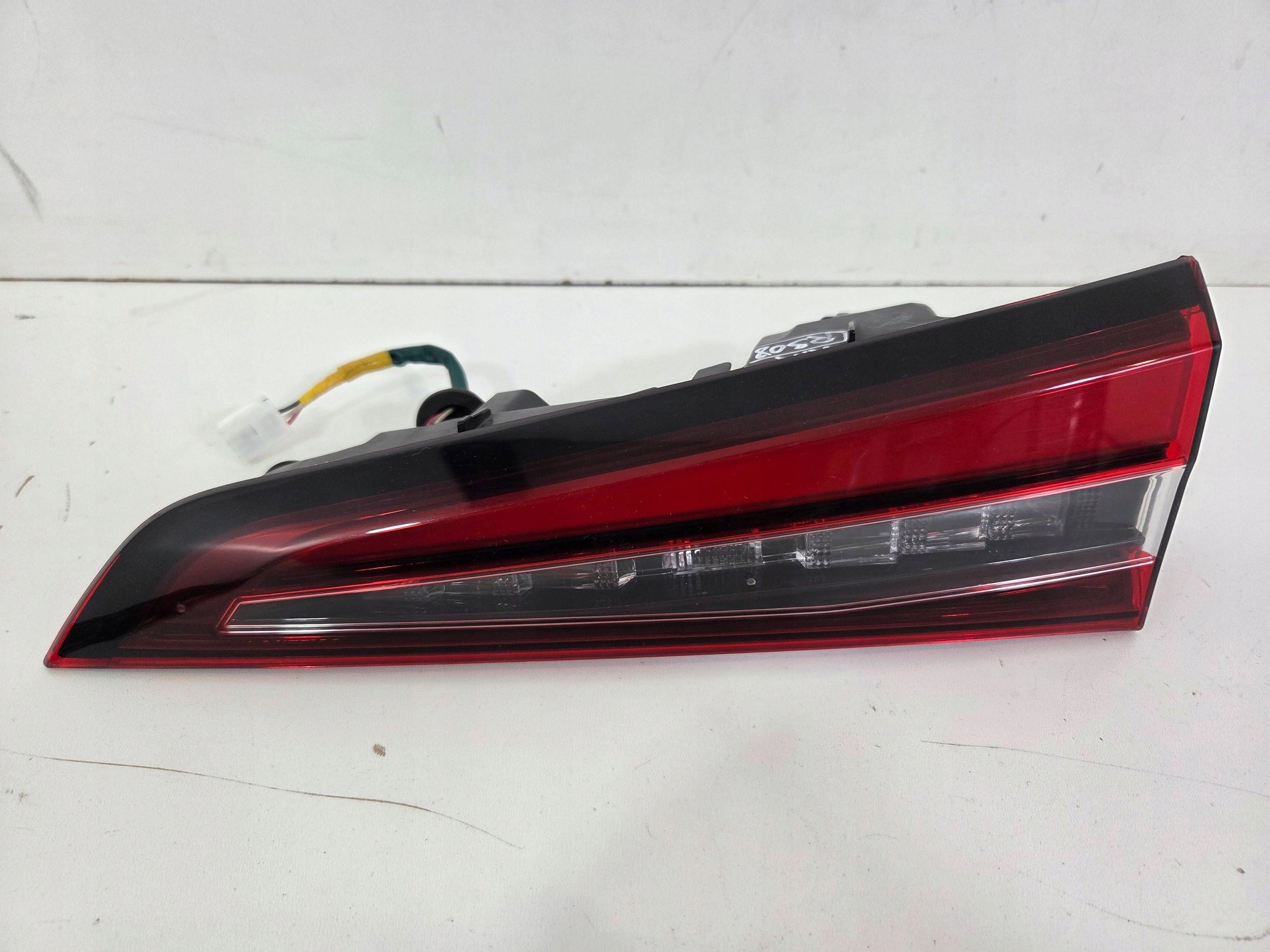 Toyota Corolla E21 light rear right 02534 (R308)