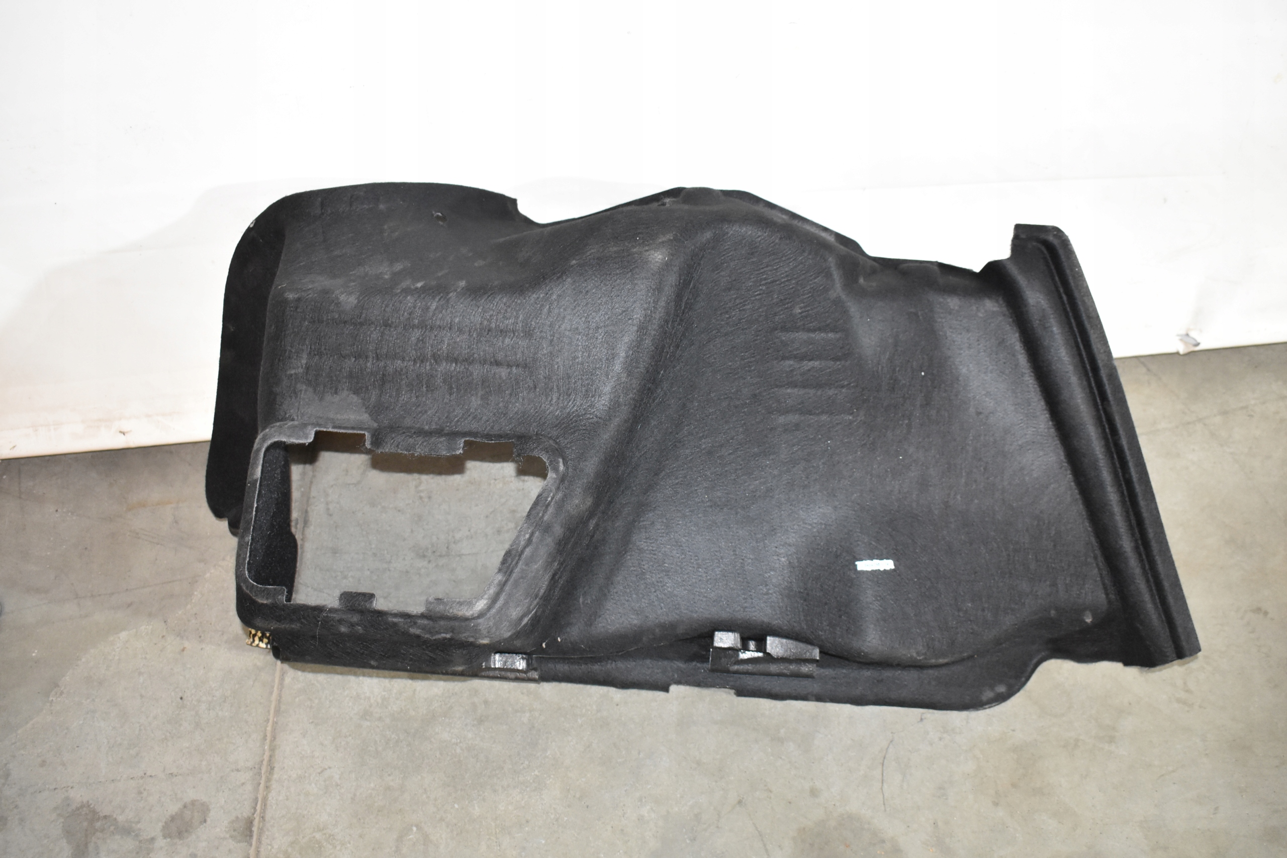 IDEALNY boot upholstery right BMW G87 M2 G42 1