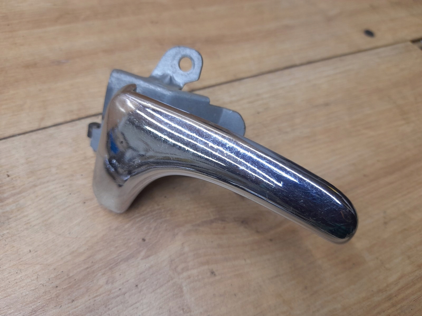 ручка двери внутренняя volvo V40 S40