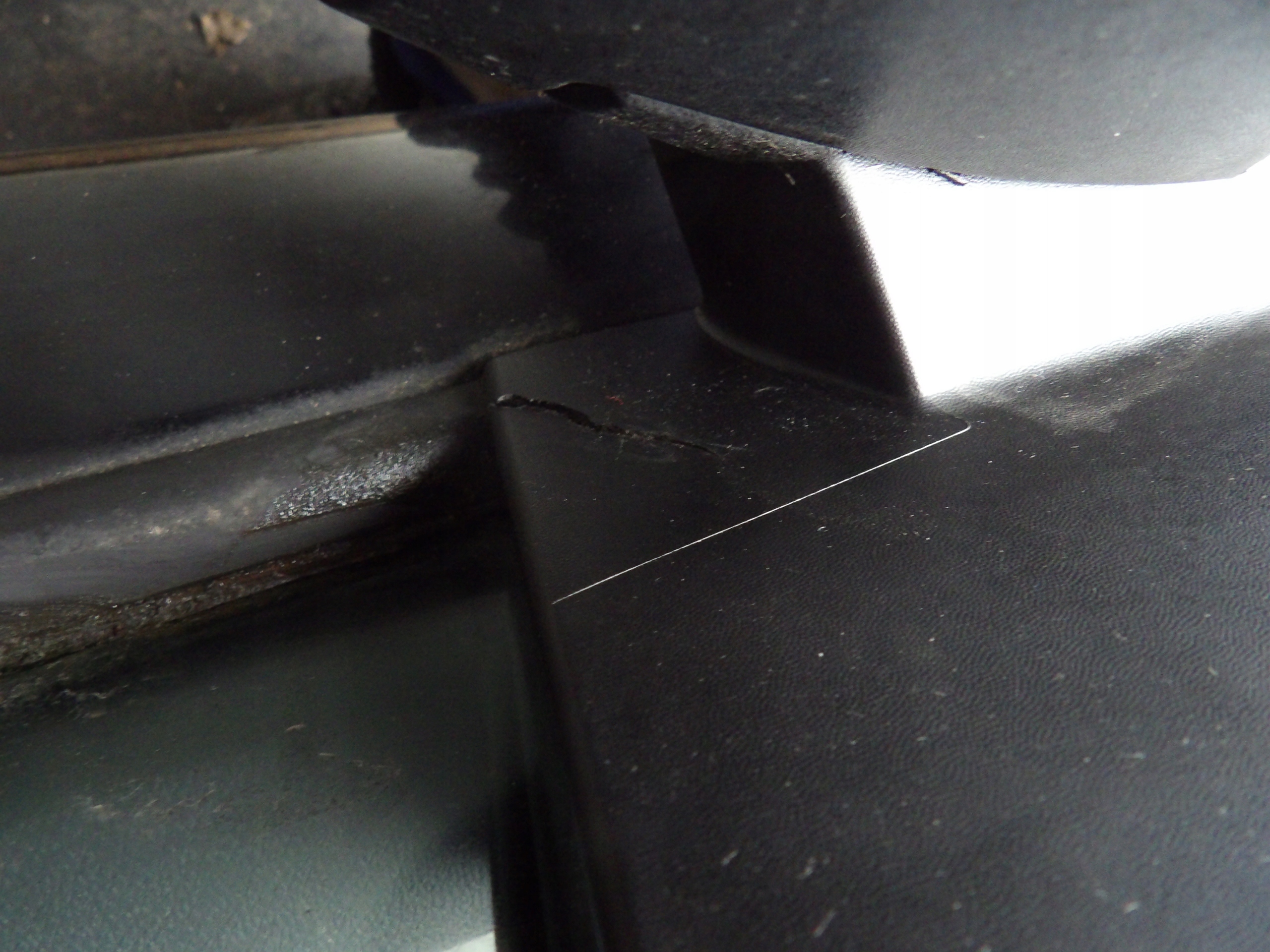 Renault Megane III lift door front left lak. TEGNE HB 5D