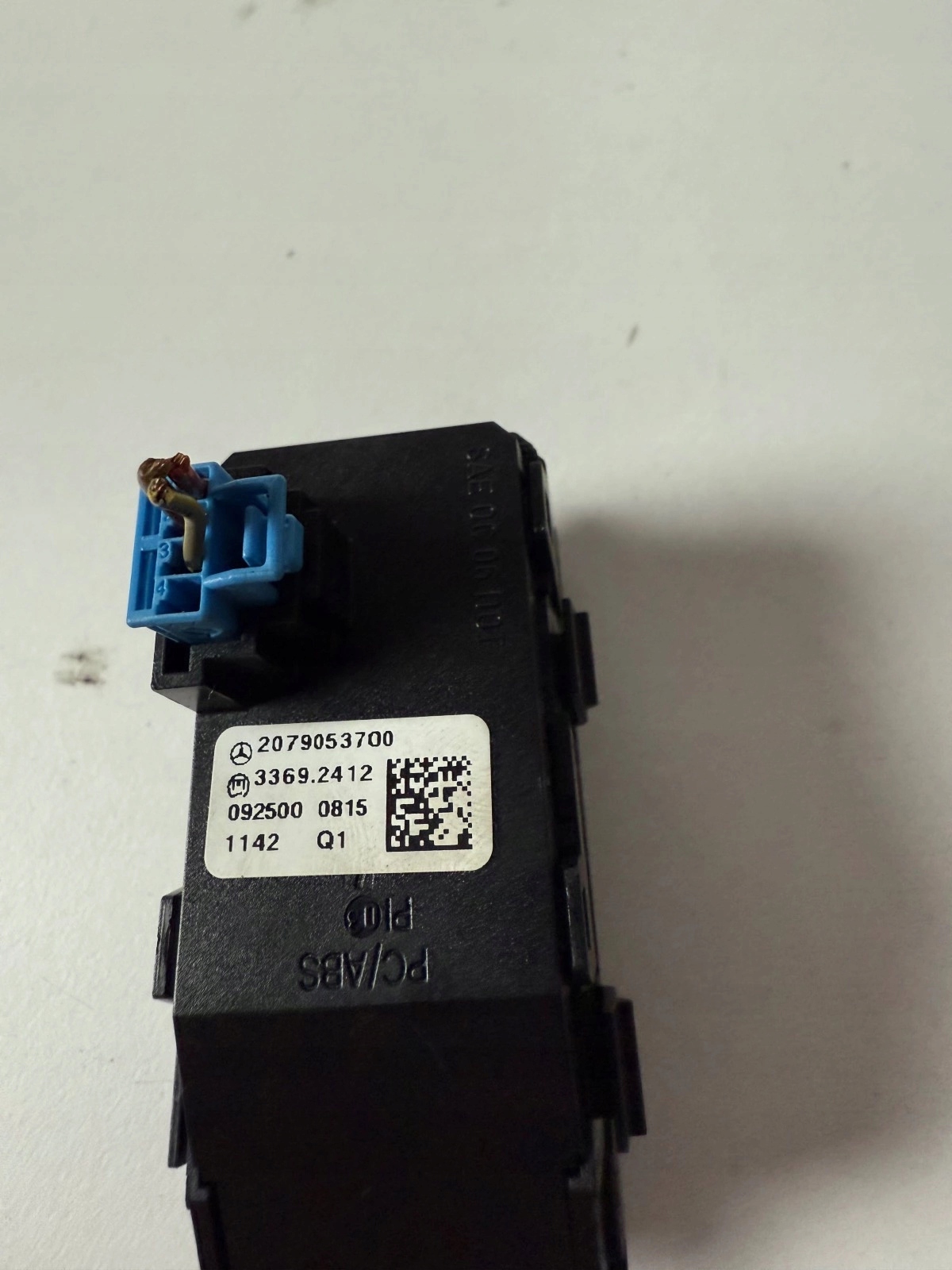 light switch of warning lights Mercedes E Klasa IV W212