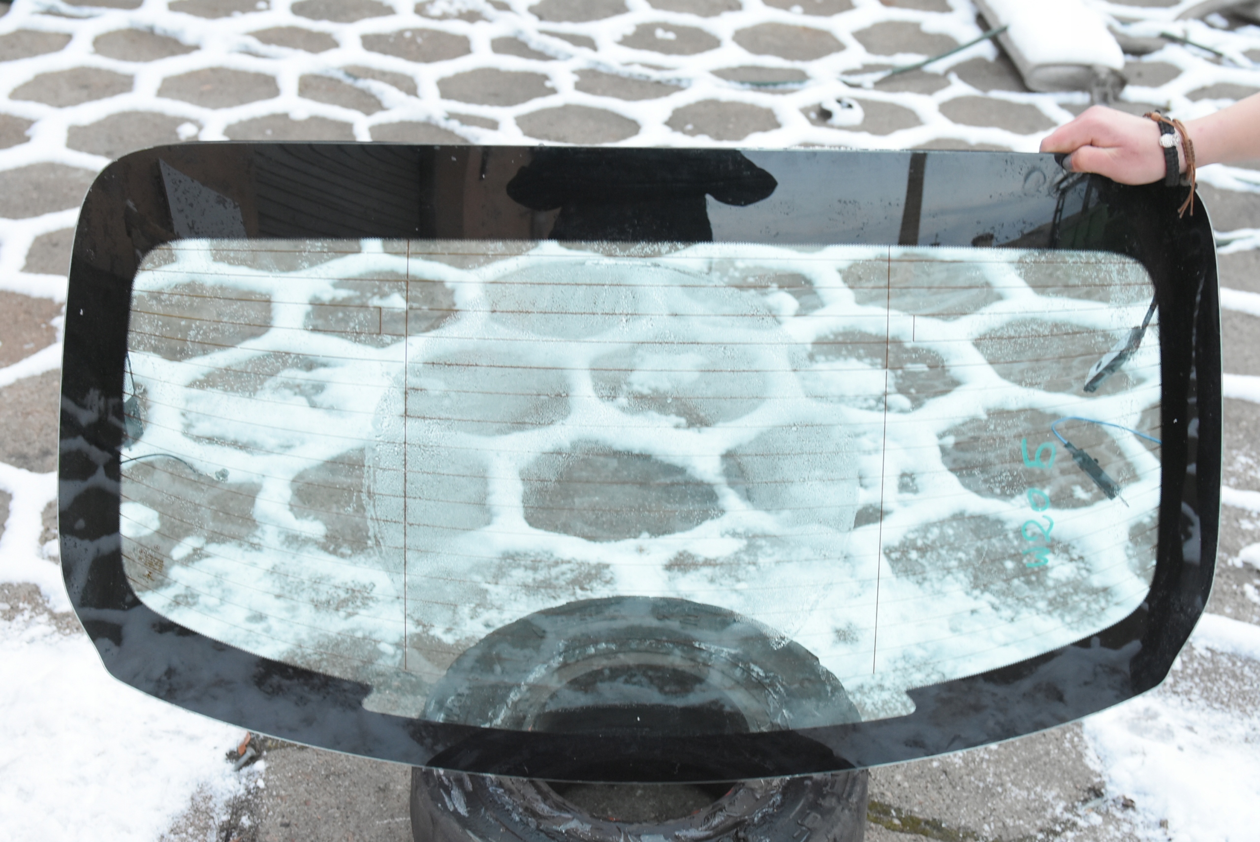 Mercedes W205 LIFT 19R кузовне скло заднє