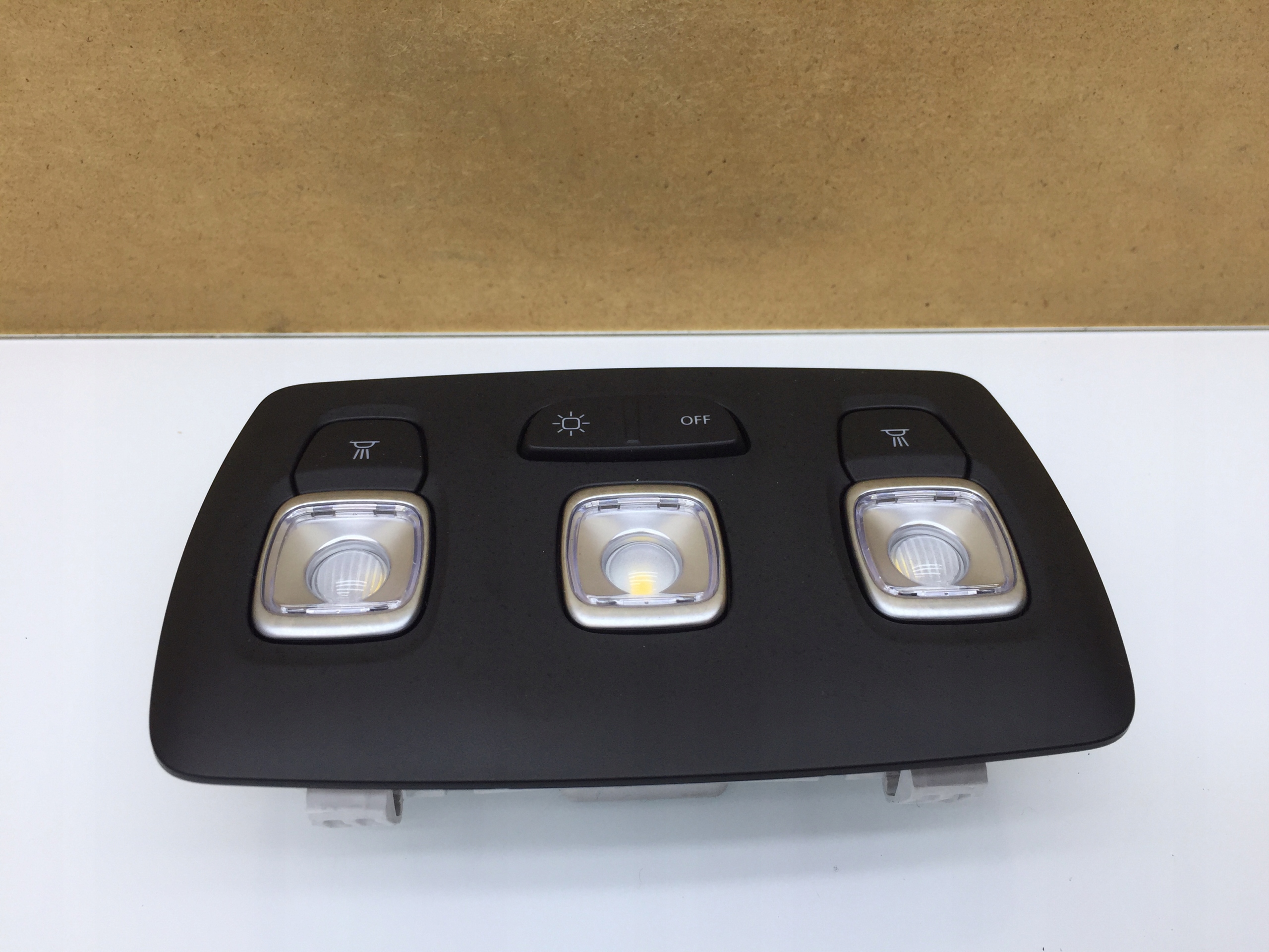 renault ARKANA RS лампочка Освещение Кузова