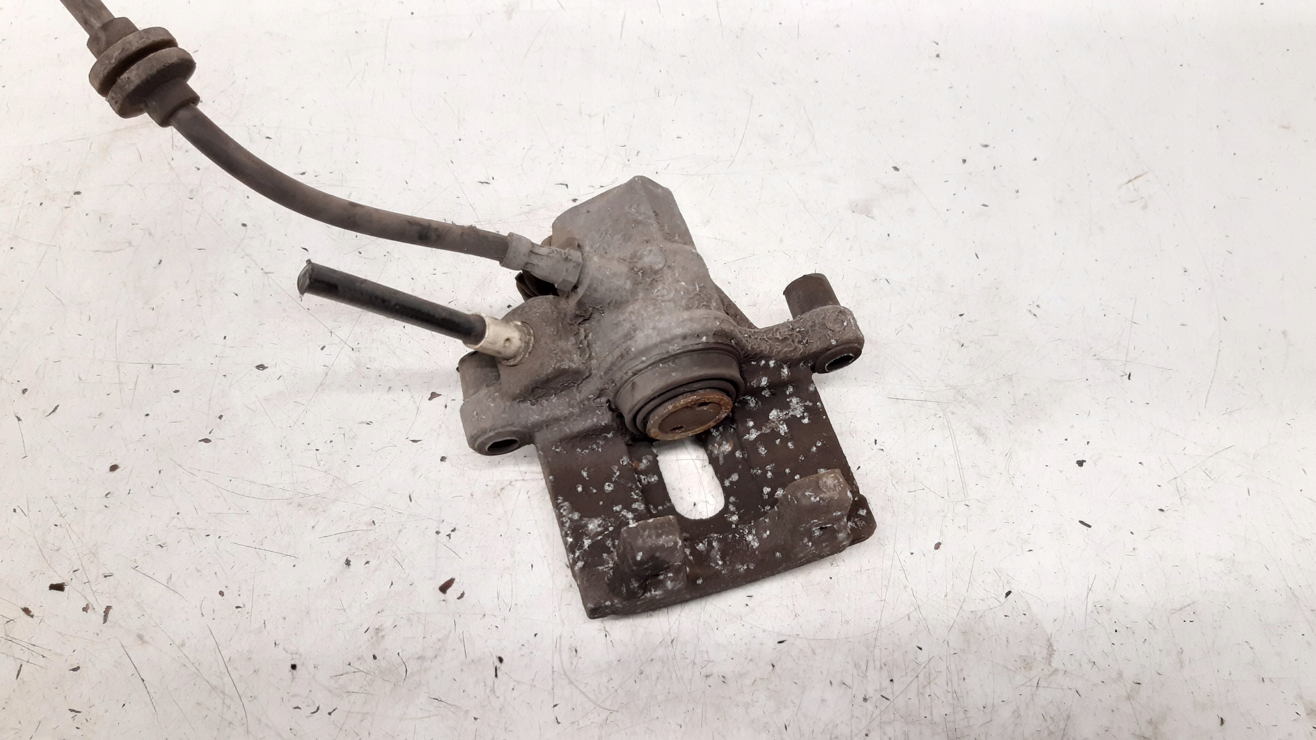 caliper right rear part Ford Focus MK2