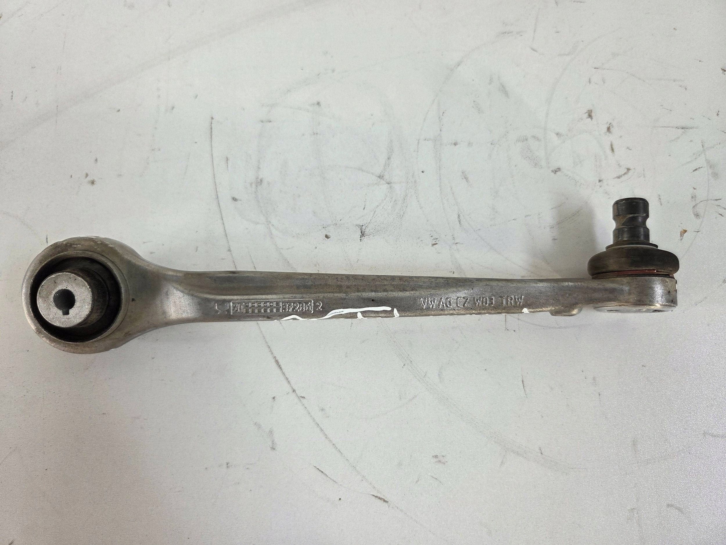 Audi Q5 SQ5 FY arm front right 4M0407506B (Q897)
