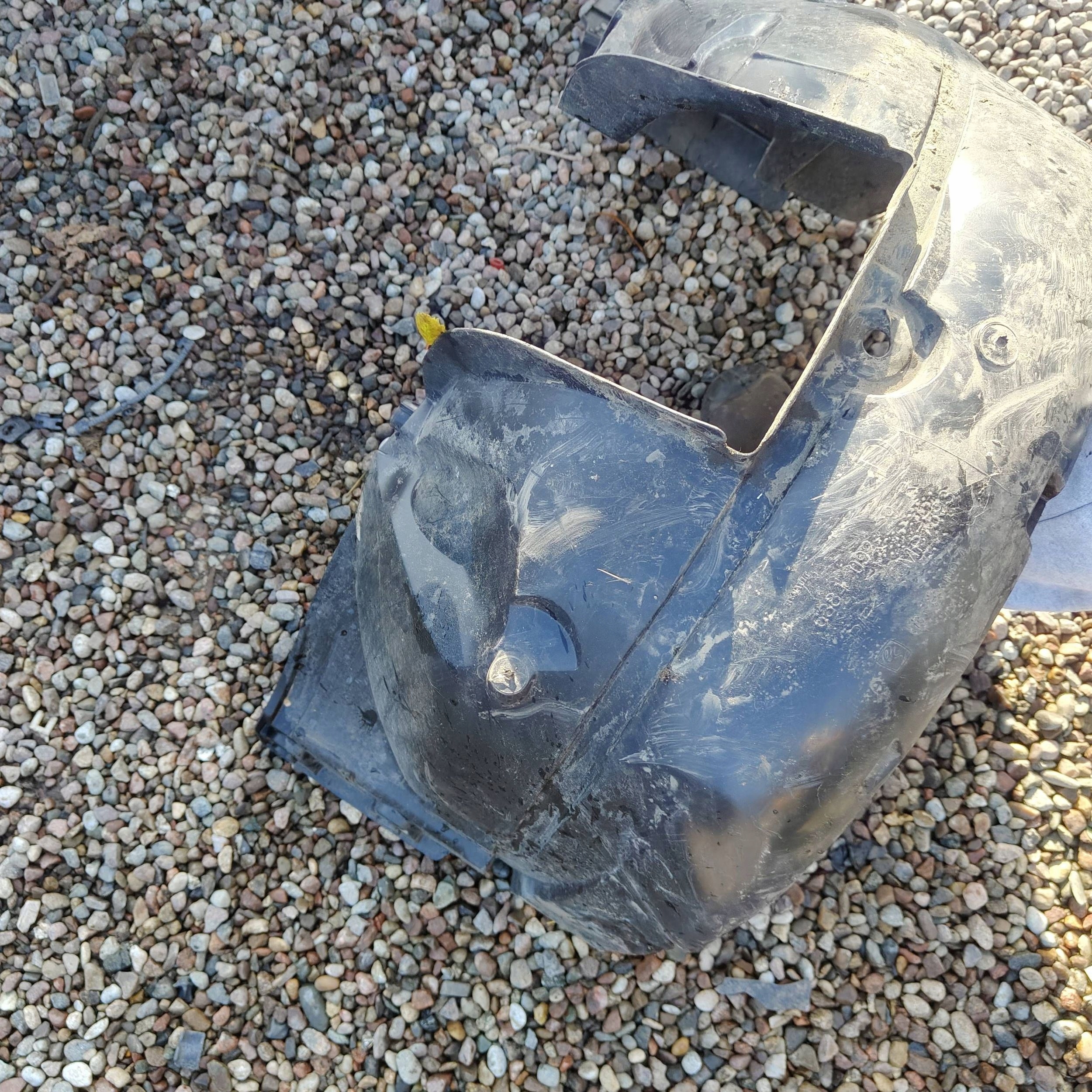 mudguard front front side right Dacia Sandero II 638409229R