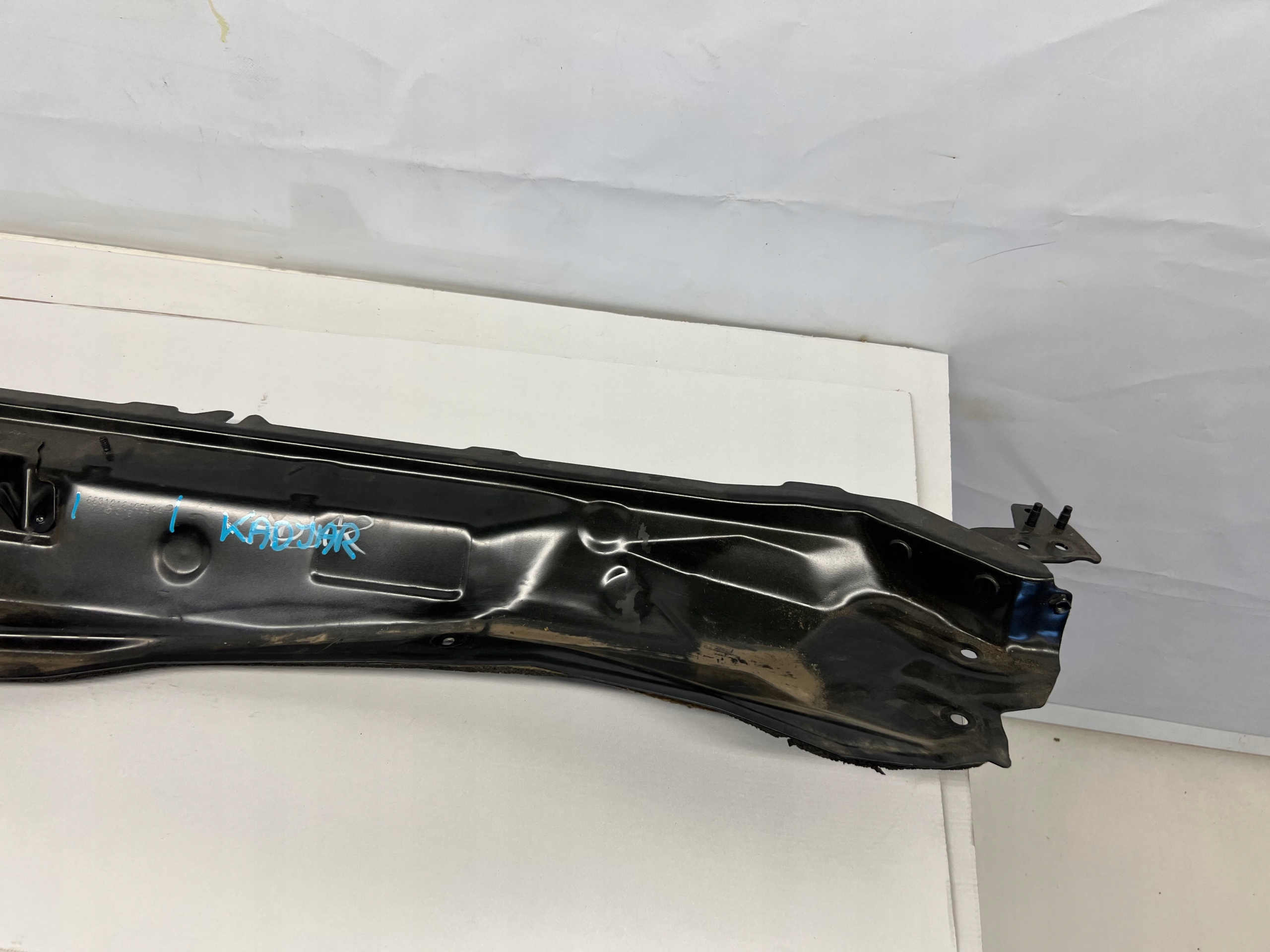 Renault Kadjar torpedo lower metallic 663121642R