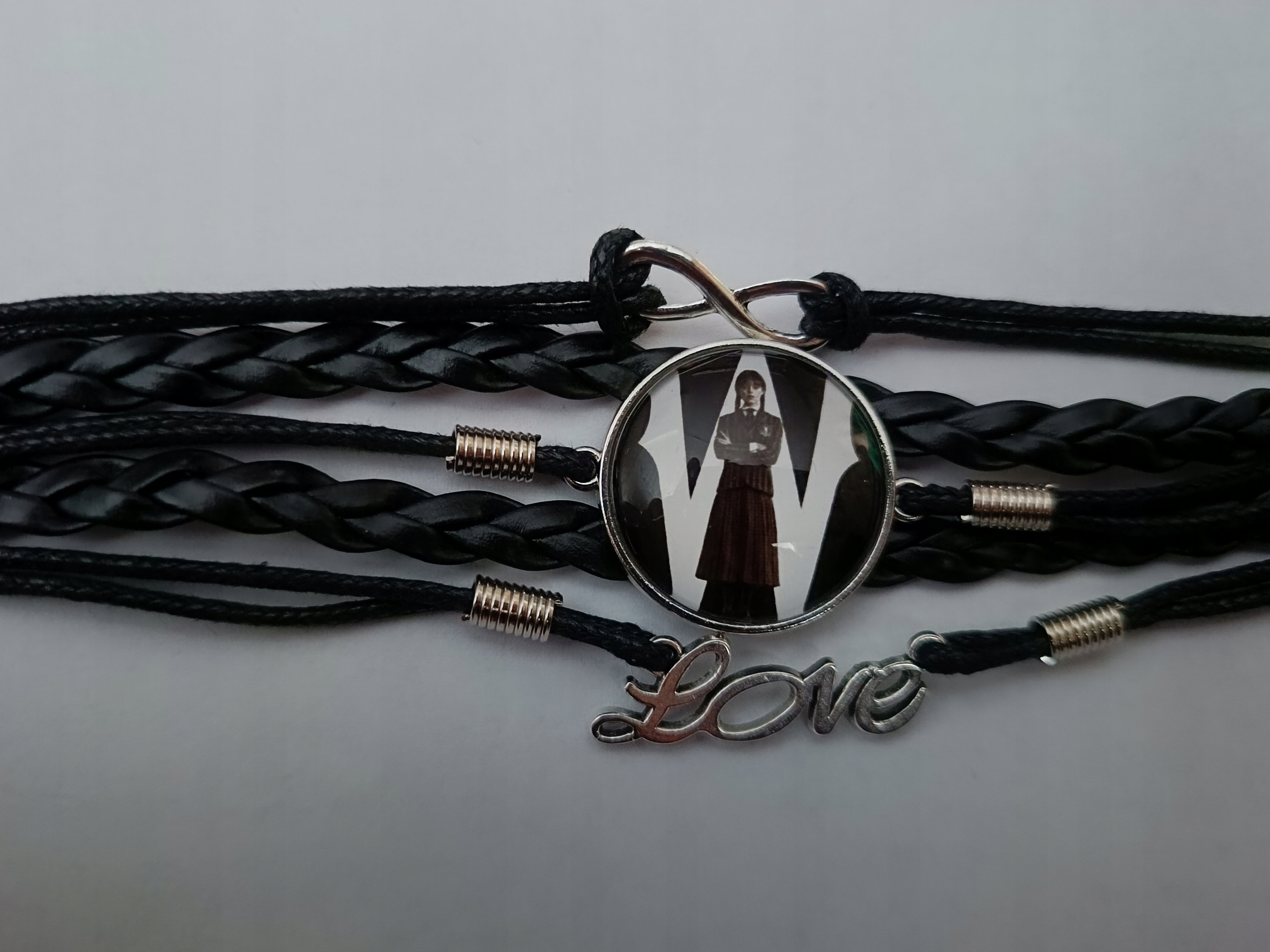 Wednesday - bransoletka, opaska WZORY DOSTĘPNE W OGŁOSZENIU Rodzaj Inny