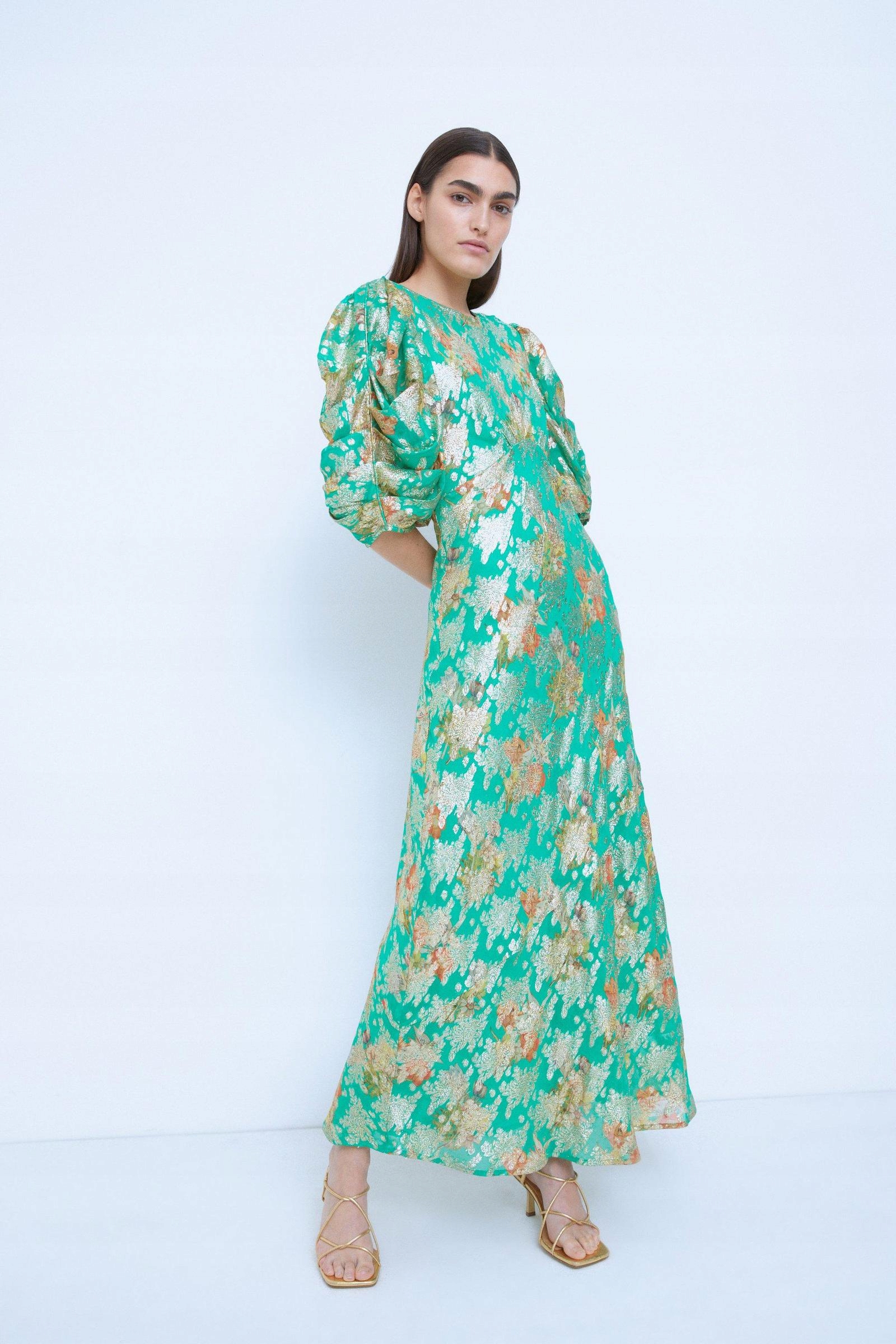 ZC56113 Warehouse Lesklé Šaty Květiny M