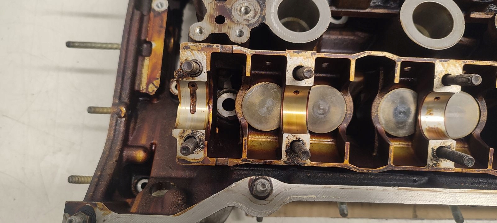 TESTATA Motore BMW E39 525i 256S5