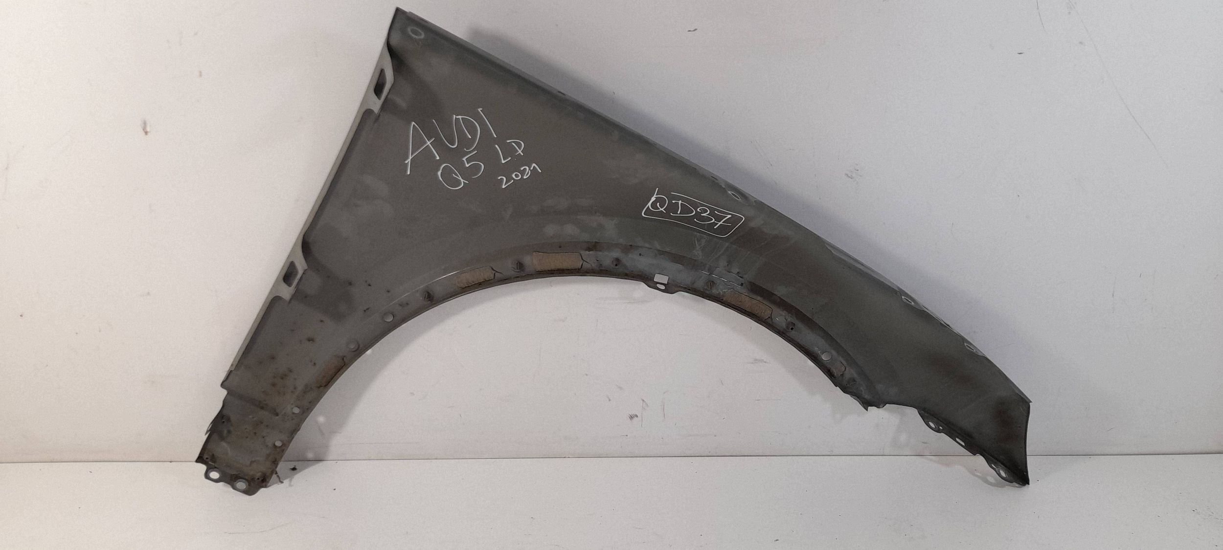 Audi Q5 SQ5 FY 80A fender front left (QD37)
