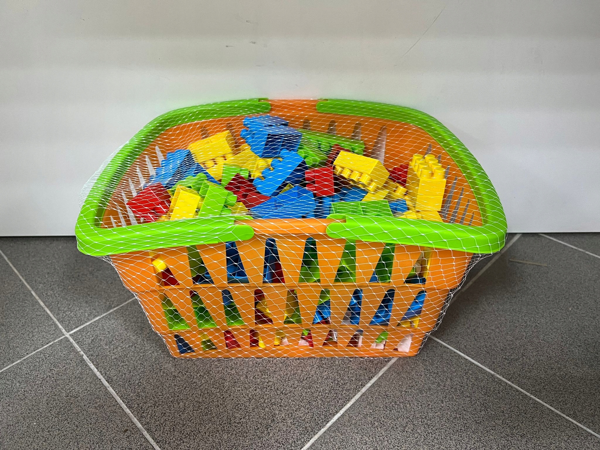 

Koszyk z klockami 190szt mochtoys 5914