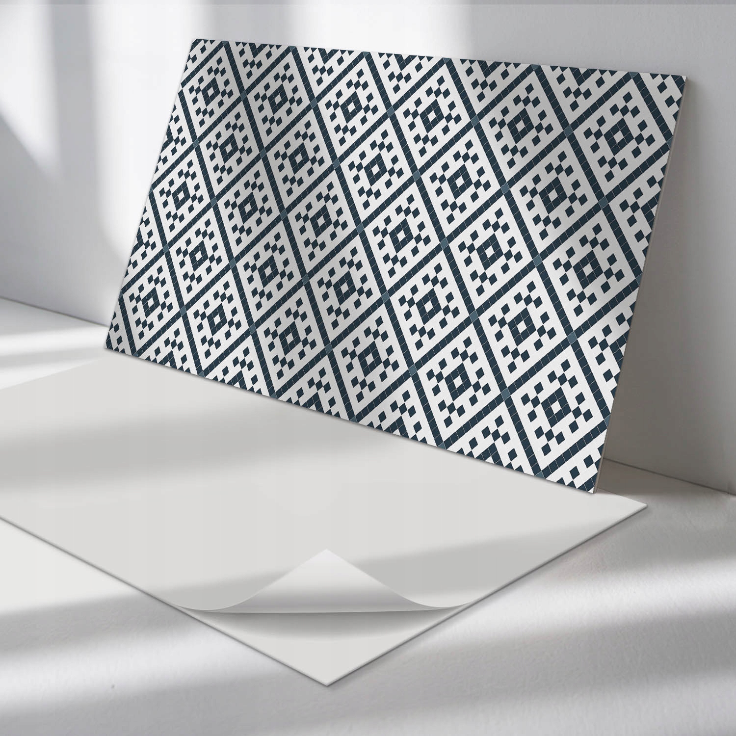 Balíček samolepiacich Pvc panelov Geometrický vzor s kosoštvorcami 6 ks 60x30 cm