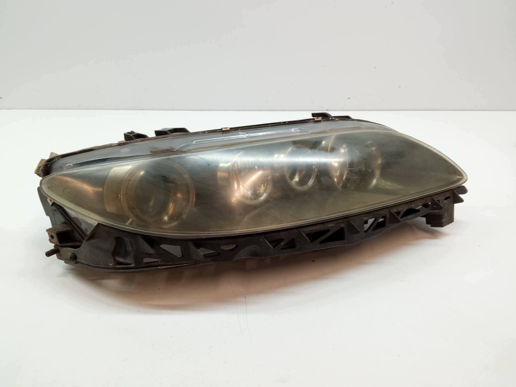 light front right EU CIEMNA Mazda 6 and (2002-2008)