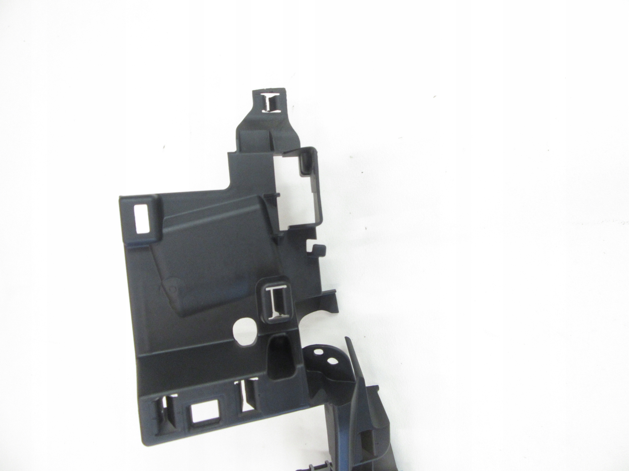 moulding cover grid bracket boot right BMW e91 KOMBI