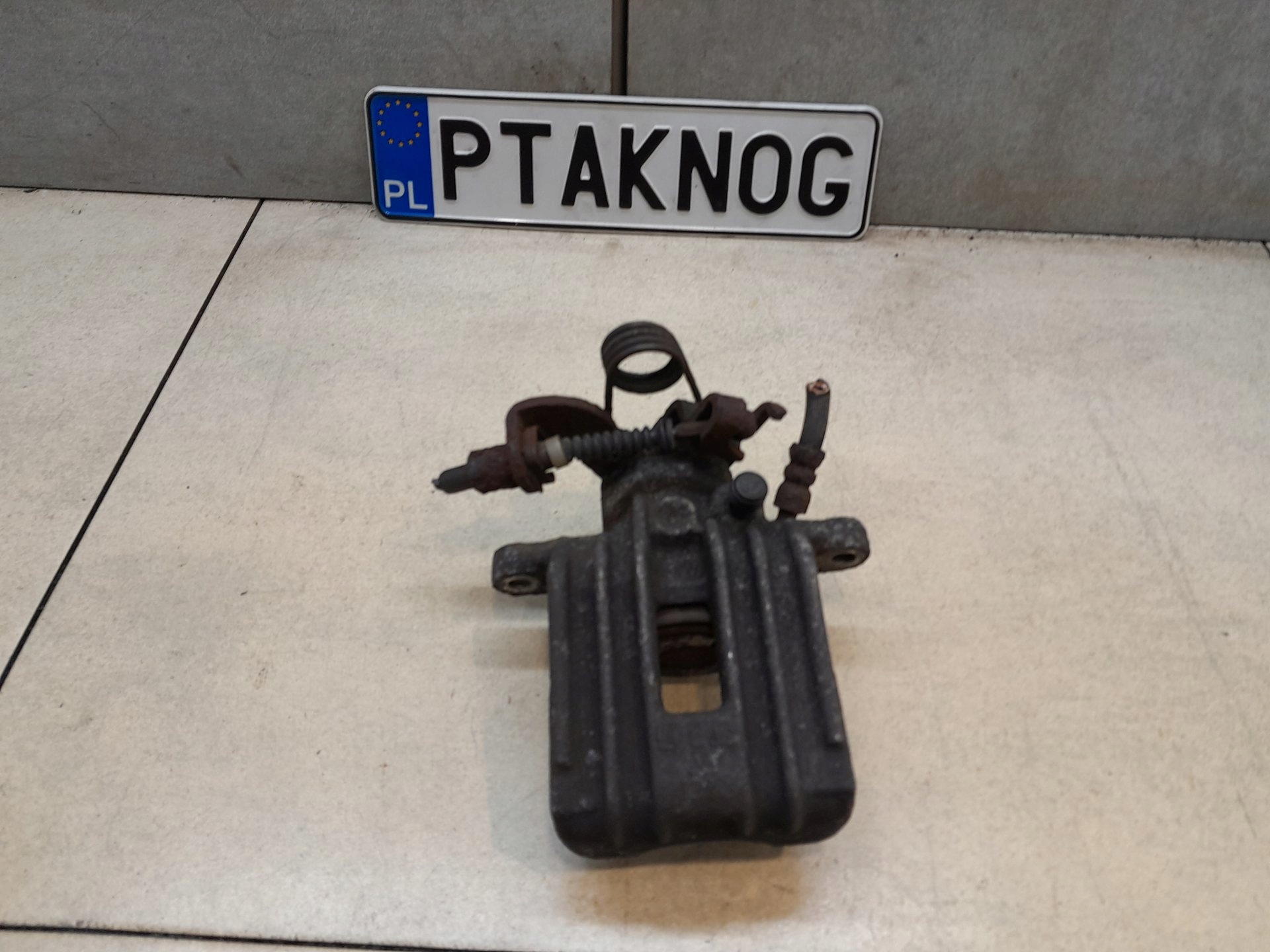 caliper brake left rear part AUDI A4 B6 2.5 TDI