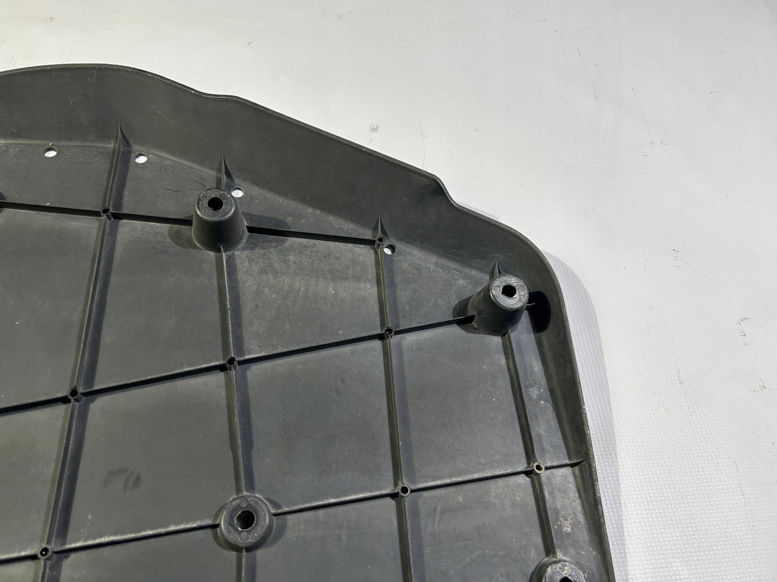 cover chassis dol lower rear part rear Maserati Ghibli M157 2013