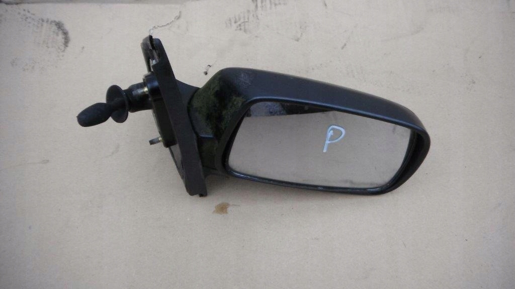 TOYOTA YARIS 98-02 LUSTERKO PRAWE RĘCZNE CZARNE