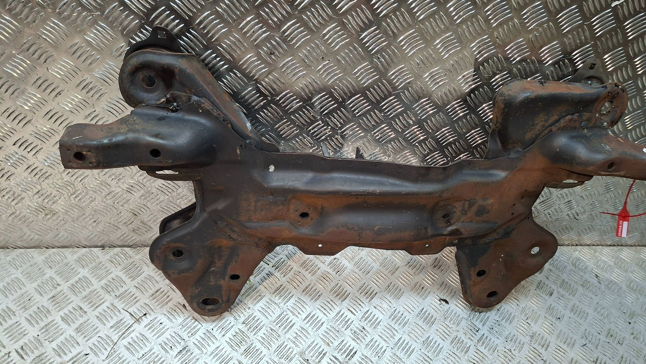 axle beam front CITROEN C3 II DS3 2009-2016