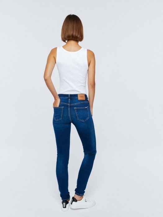 

Big Star Spodnie Damskie Jeansy Adela 358 W34 L34