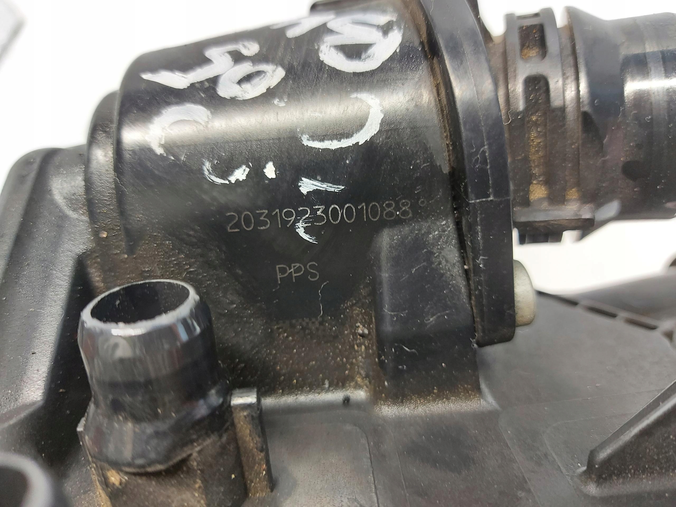 BMW G05 X5 3.0d 2019r. termostato 8576288