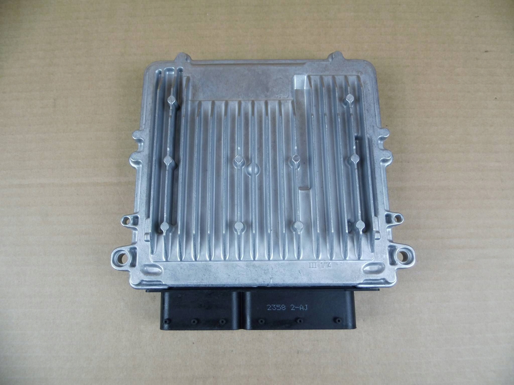 Mercedes-Benz module computer control unit A 642 900 39 01 1300195108