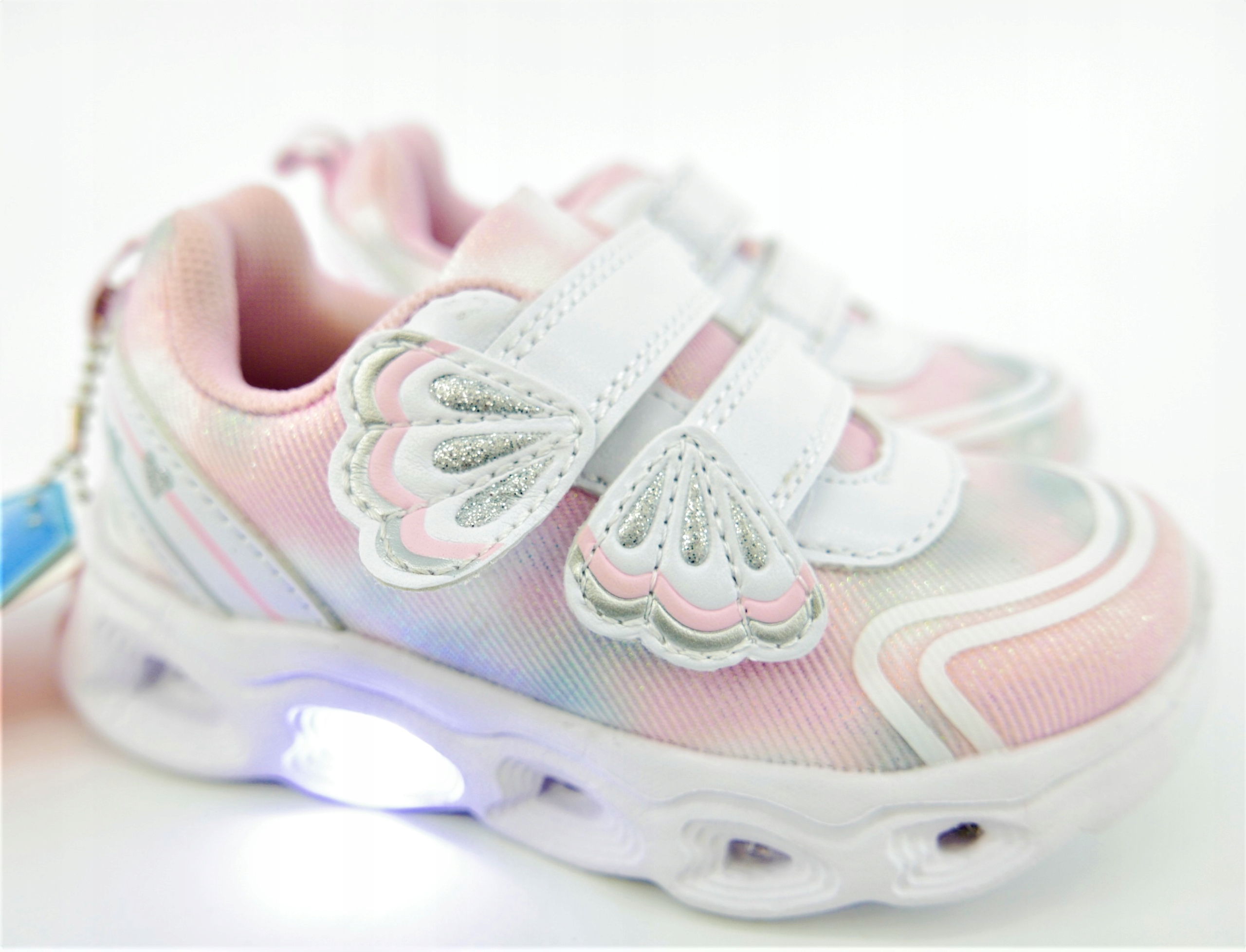 

Bi&ki Adidasy Na Rzepy Lekkie Podeszwa Led R24