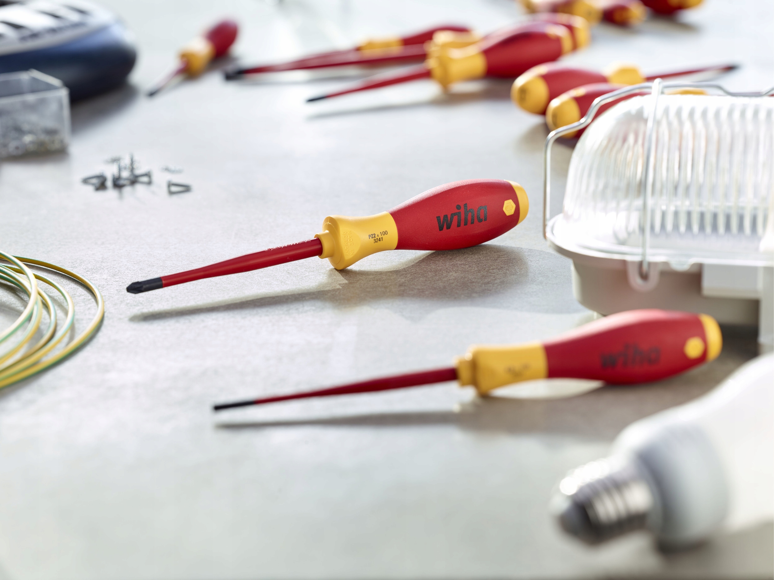 00e6ec8a450d8d40537cb1a03b4b