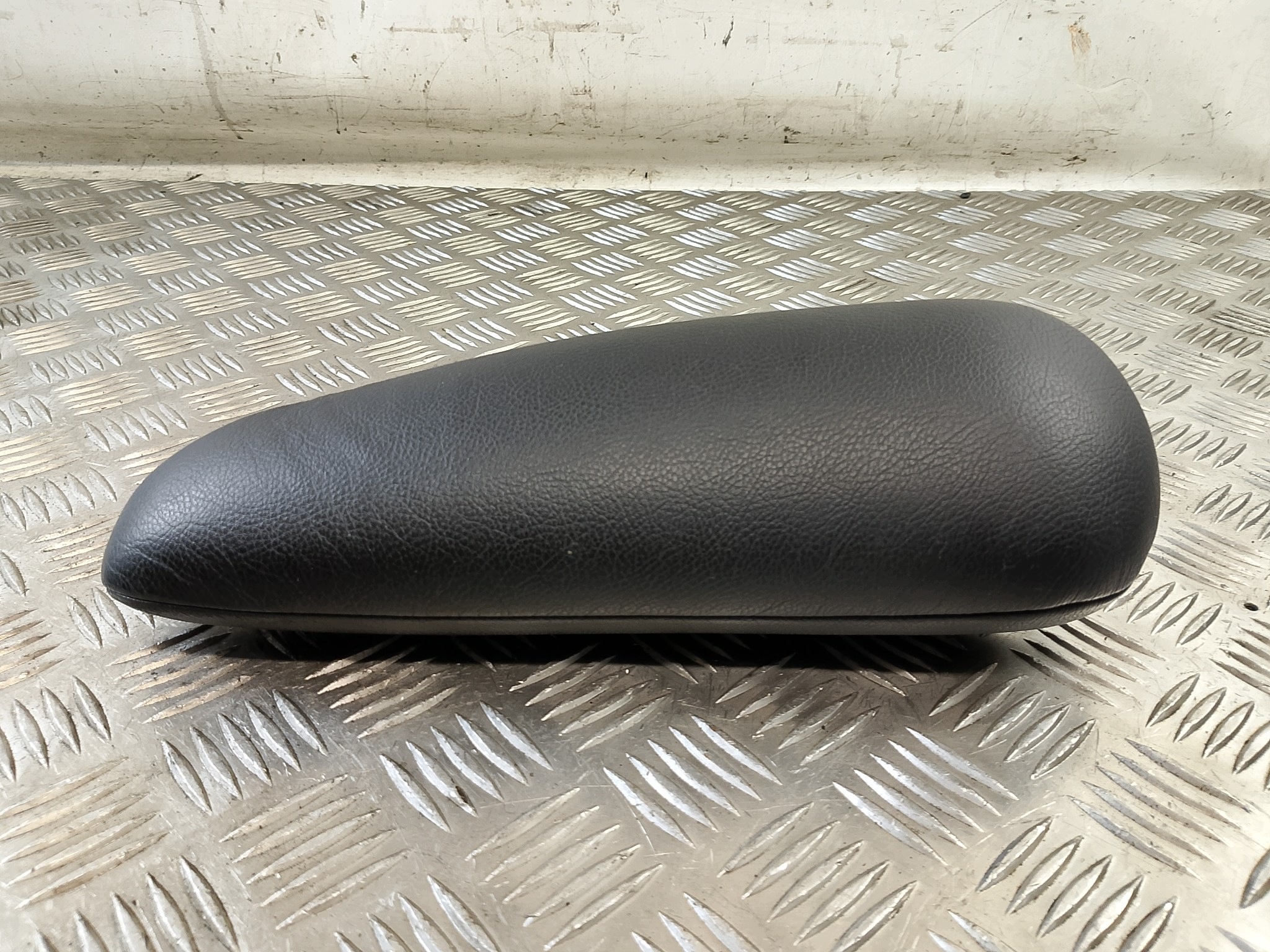 armrest left front left front PEUGEOT 307 leather