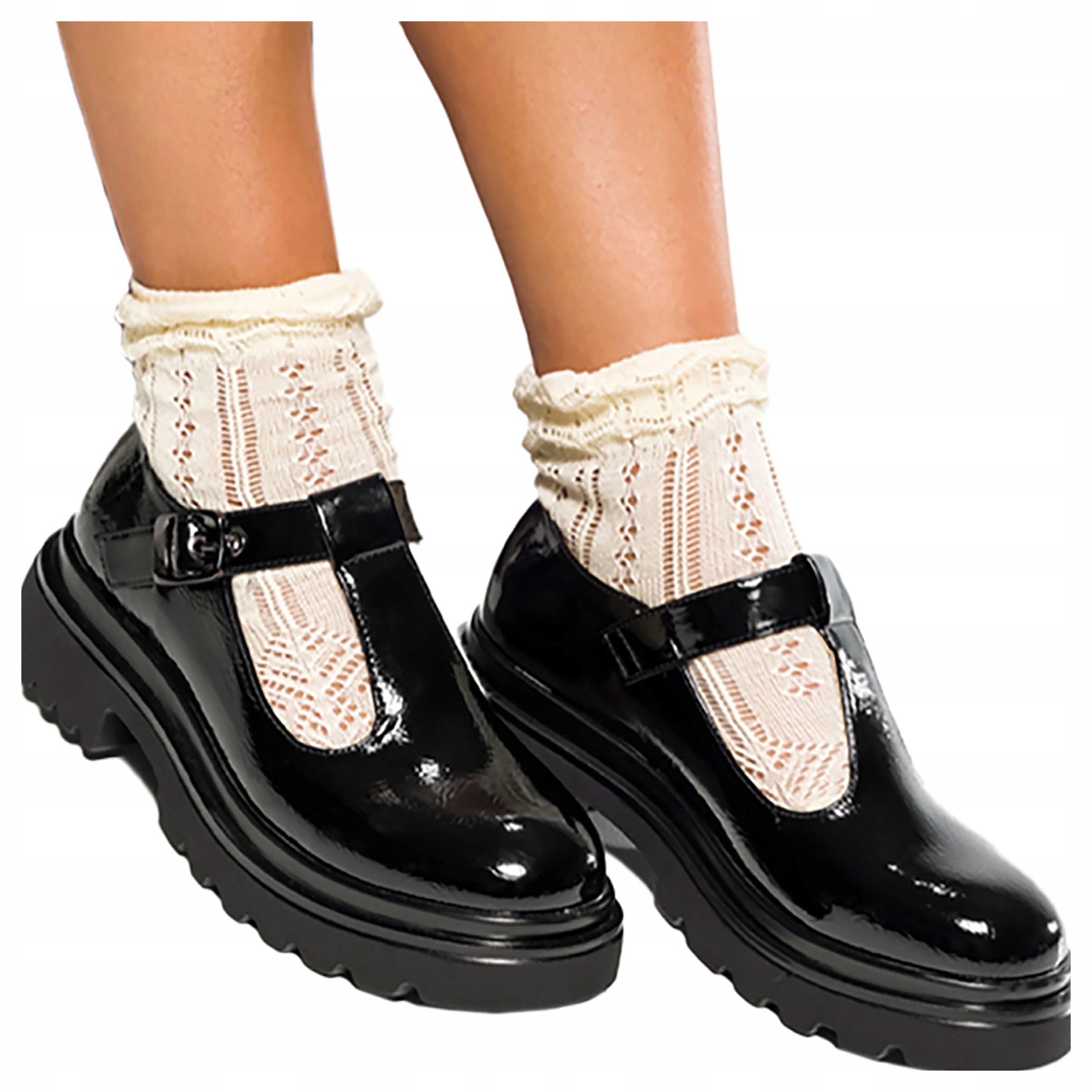 Dámské Lakované Polobotky Na Běhounové Podrážce Černé, velikost 40