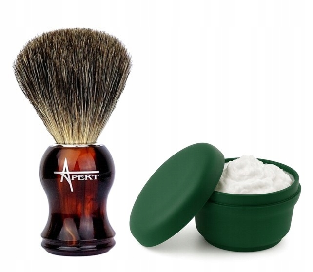 Štětka na holení Borsuk Mýdlo na holení Štětiny z jezevčího masa jsou měkké a husté