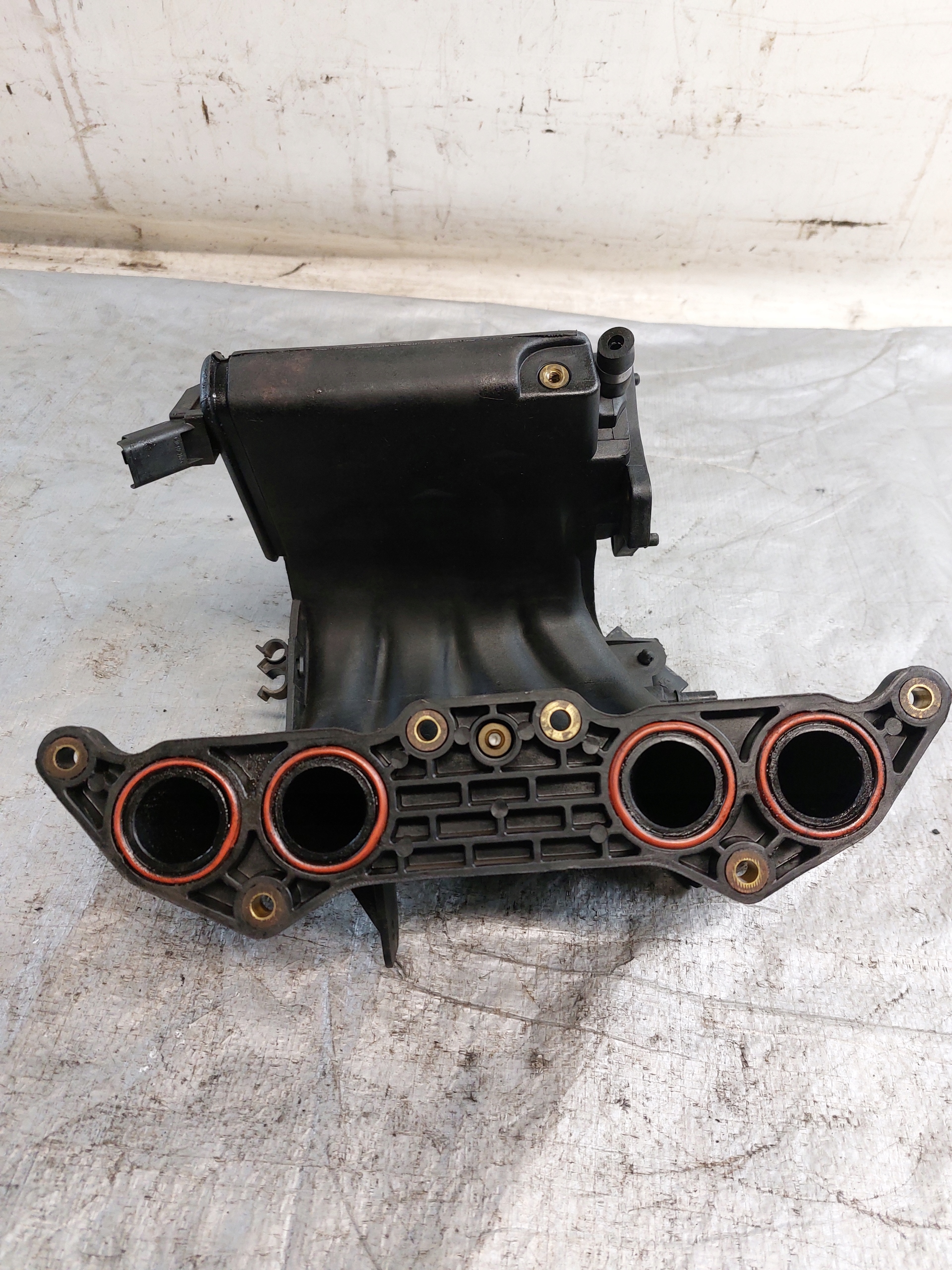 intake manifold PEUGEOT 206 1.1