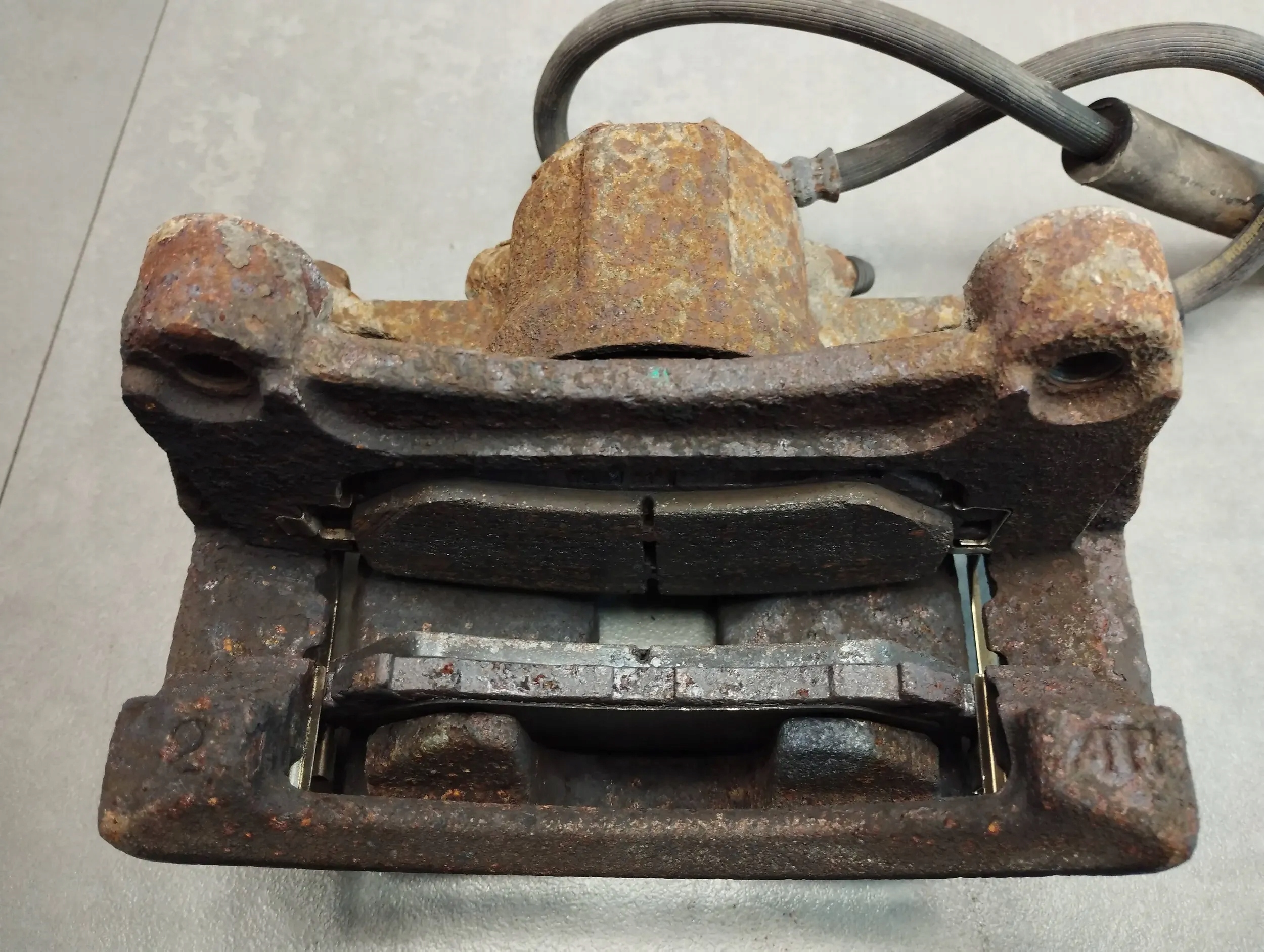 Renault Scenic IV caliper right front