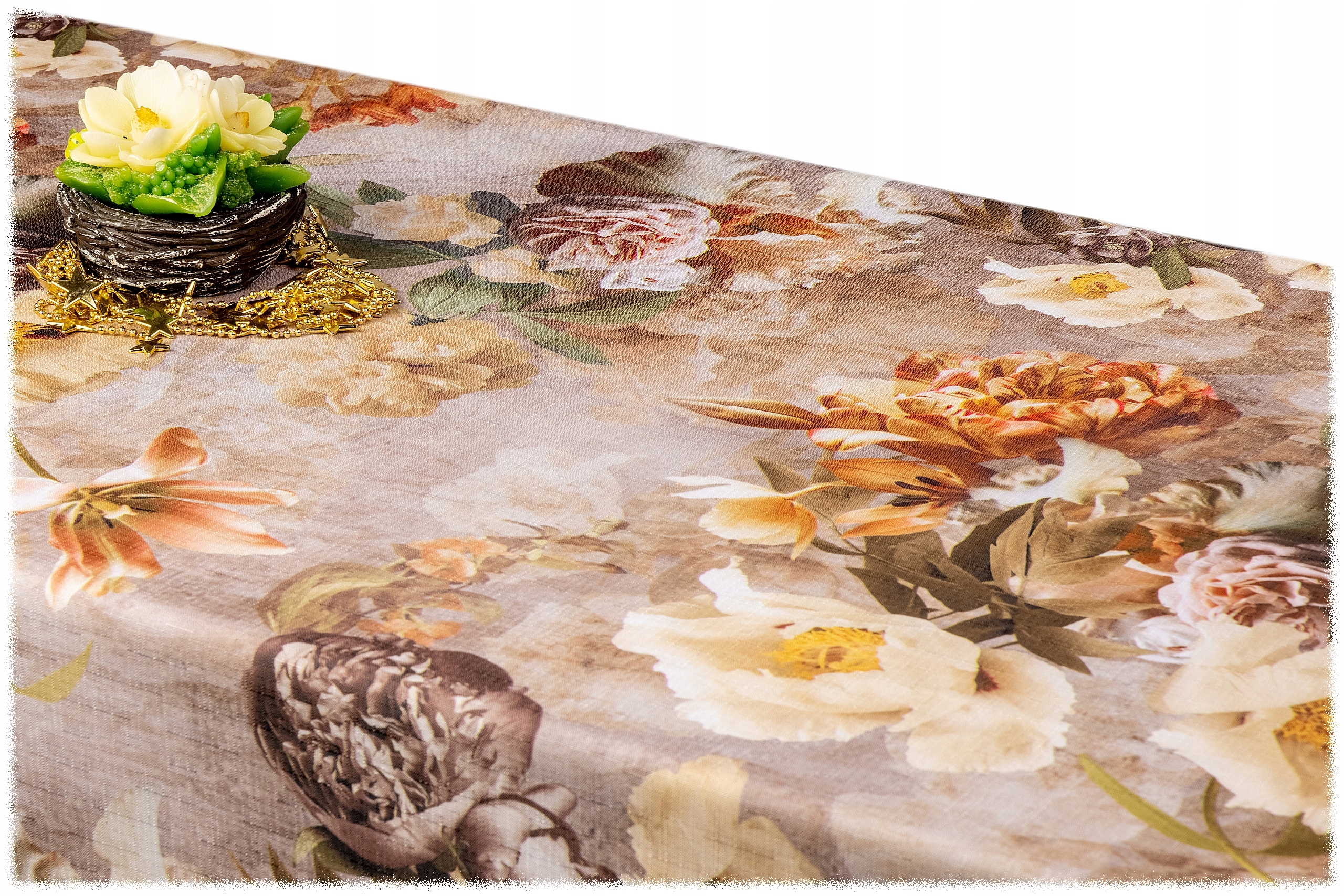 

Plamoodporny obrus Kwiaty w011 140x290 biały Styl