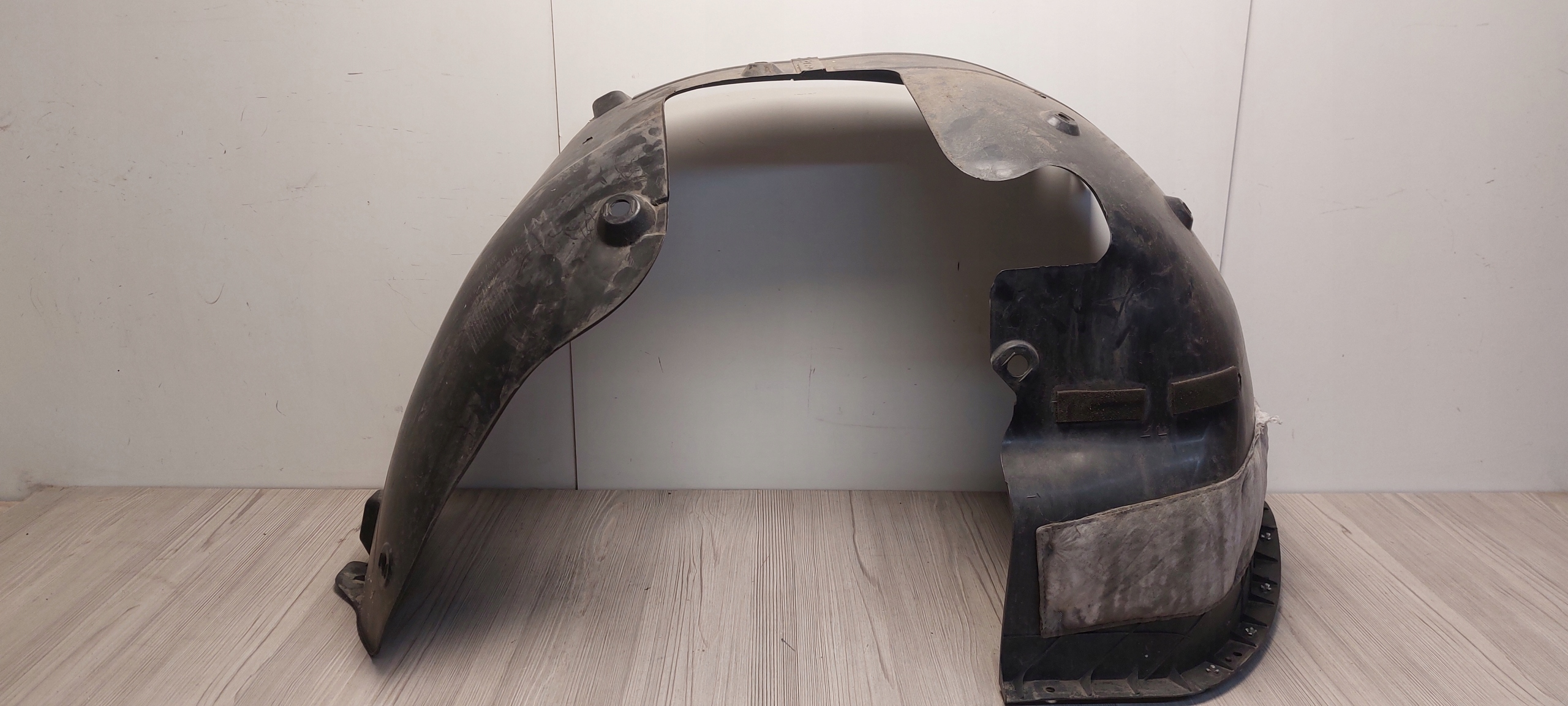 Nadkole lewy przód Hyundai Santa Fe