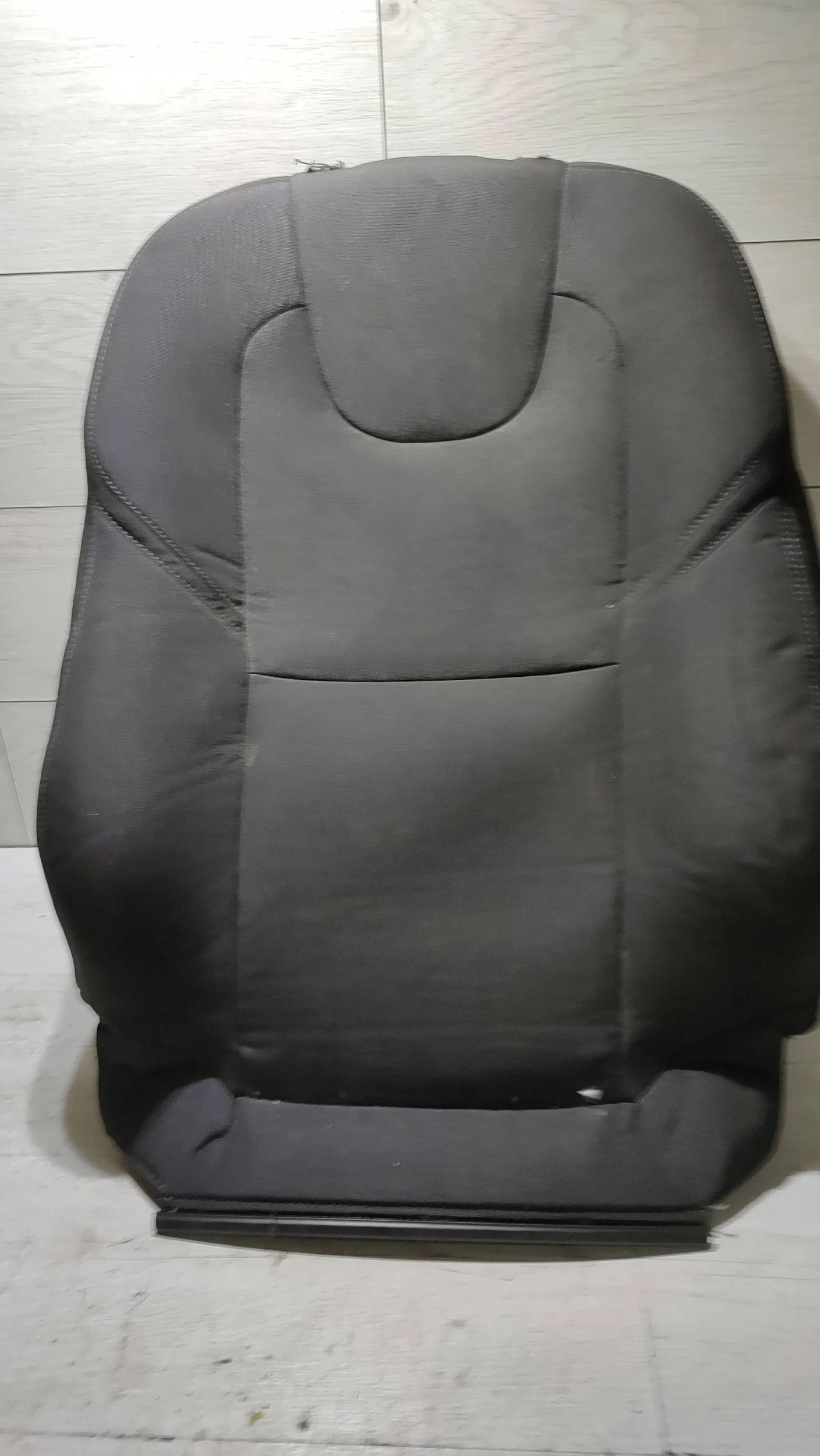 Volvo V40 2018 front side left seat oparcie