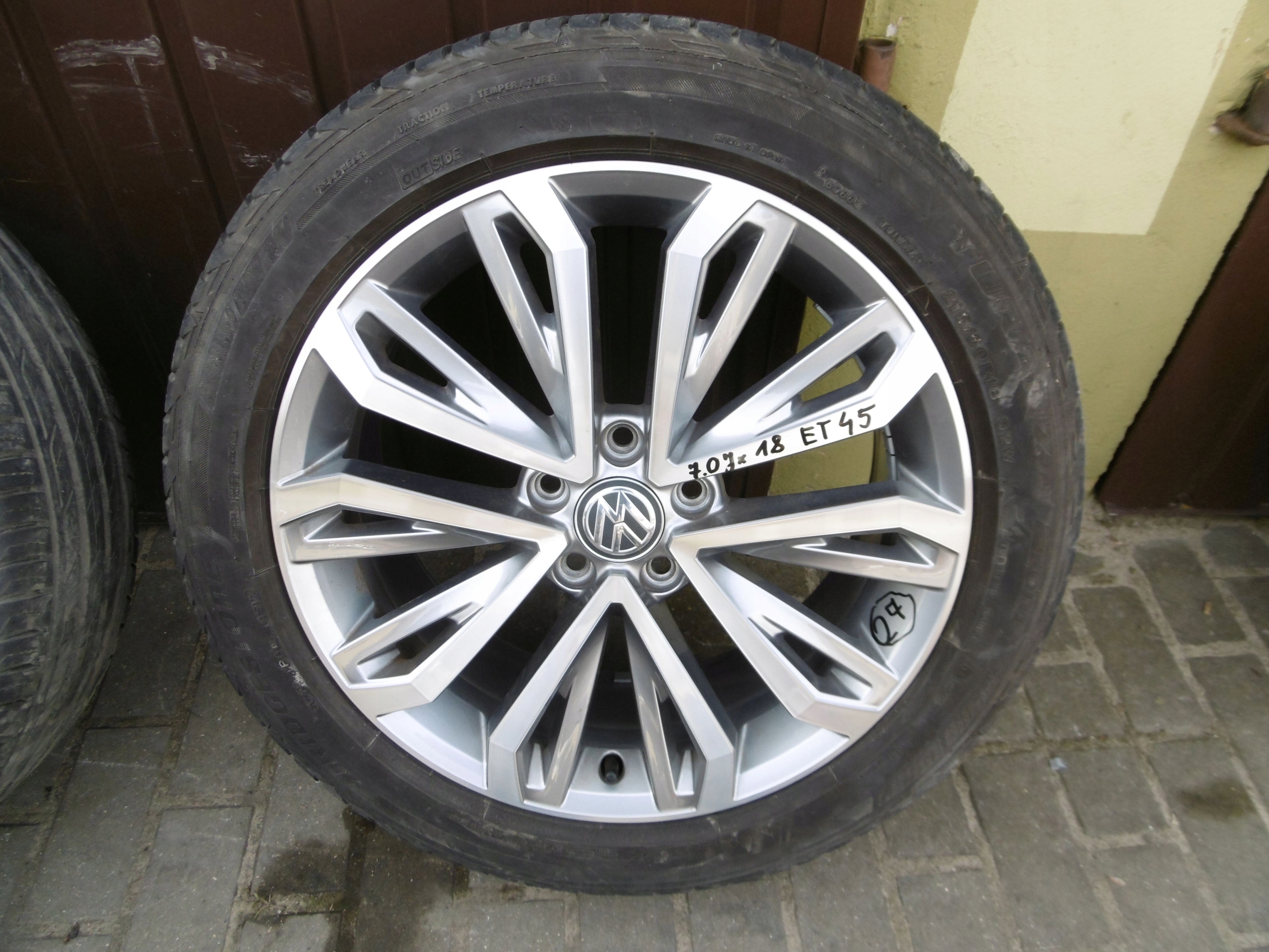 KOŁA FELGI 2GA601025E 7J 18'' ET45 VW T-ROC Średnica felgi 18