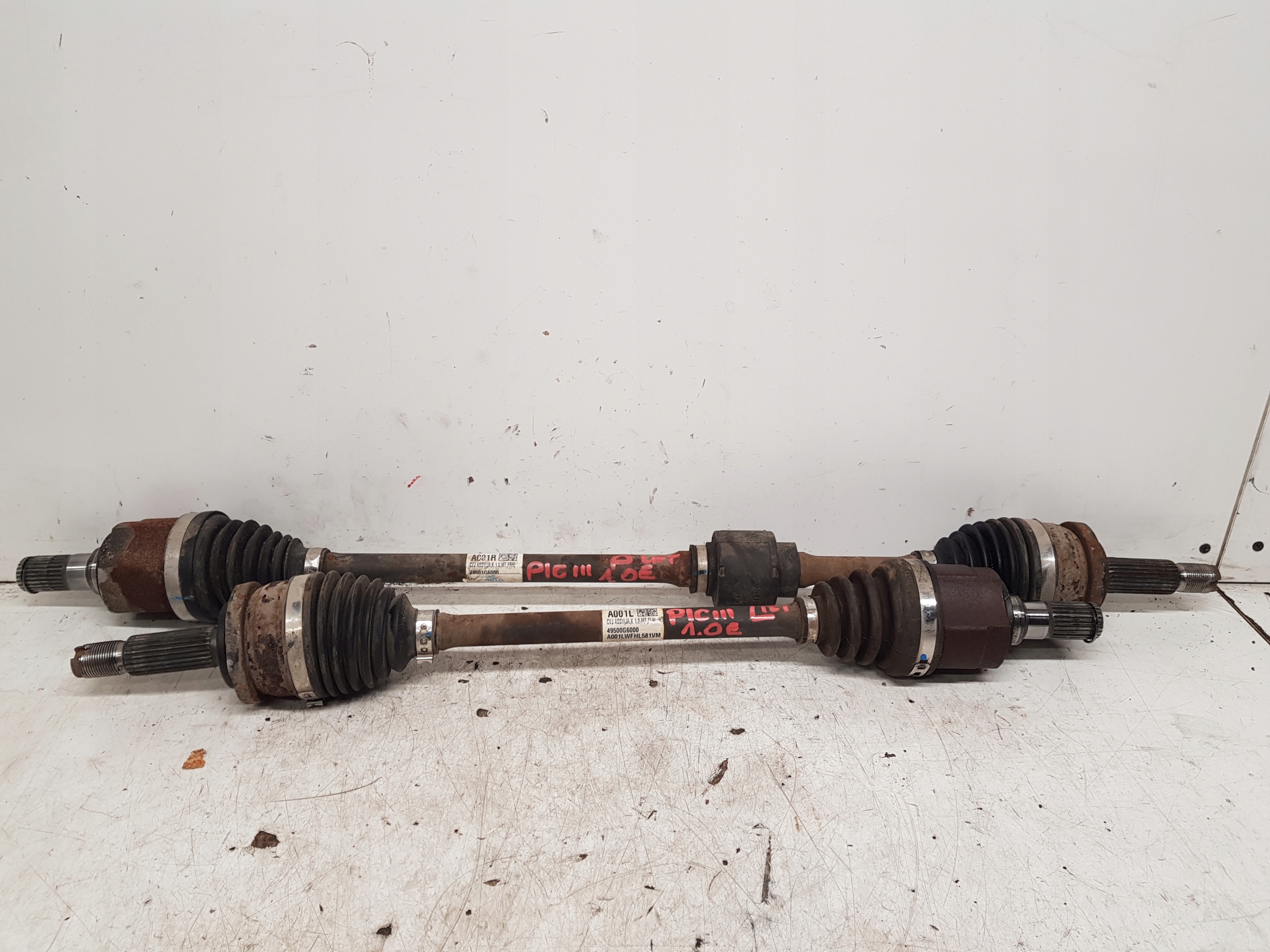KIA PICANTO III semi-axis left 1,0 49500-G6000 2017