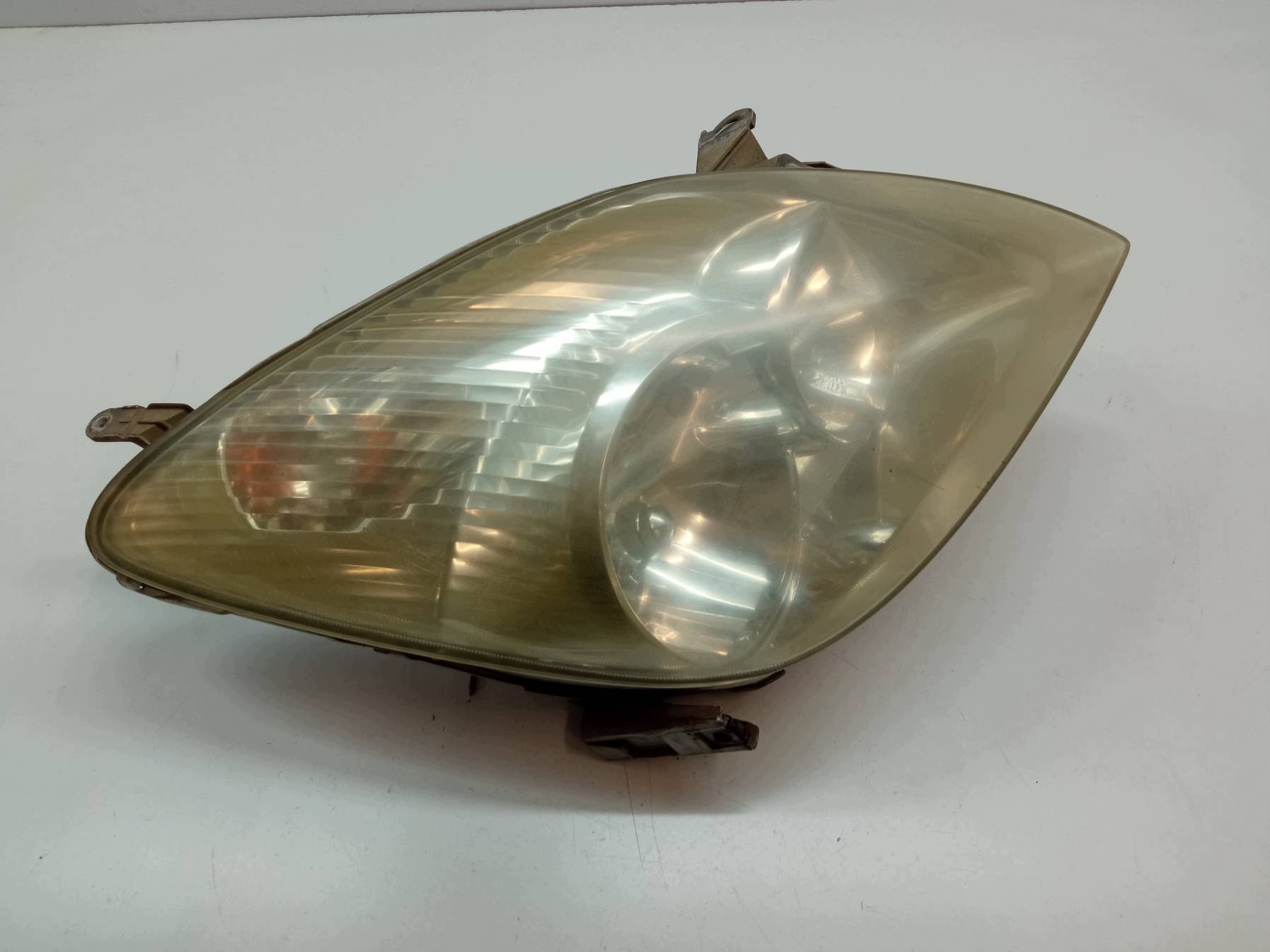 light front right EU Toyota Corolla Verso and (2001-2004)