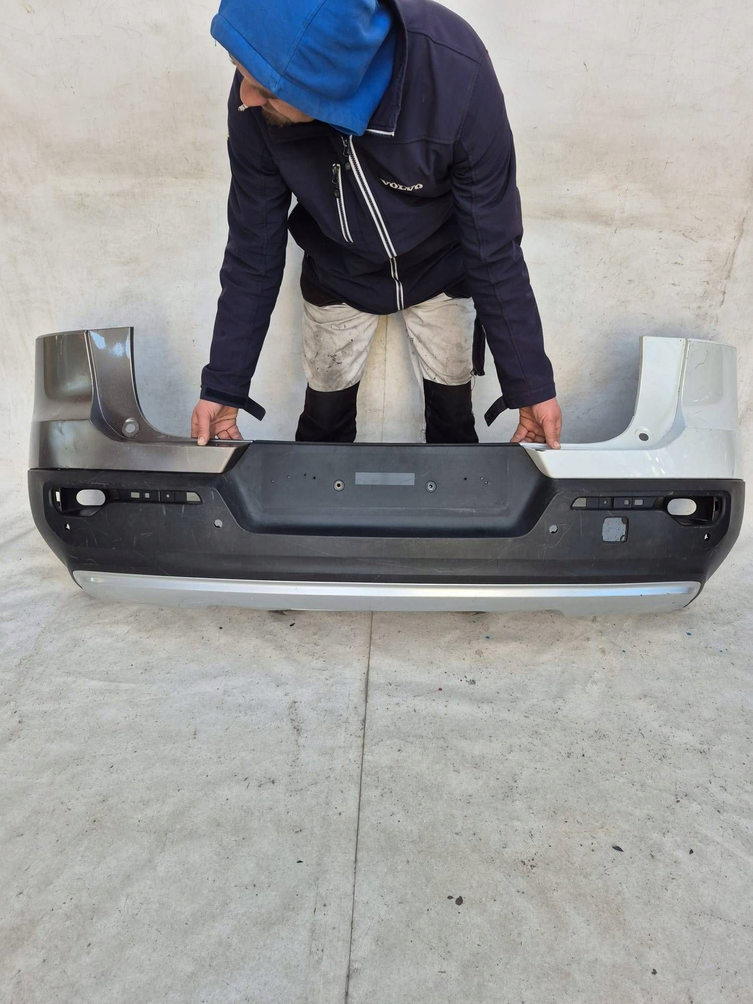 VOLVO XC40 17-> bumper rear part rear 4XPDC